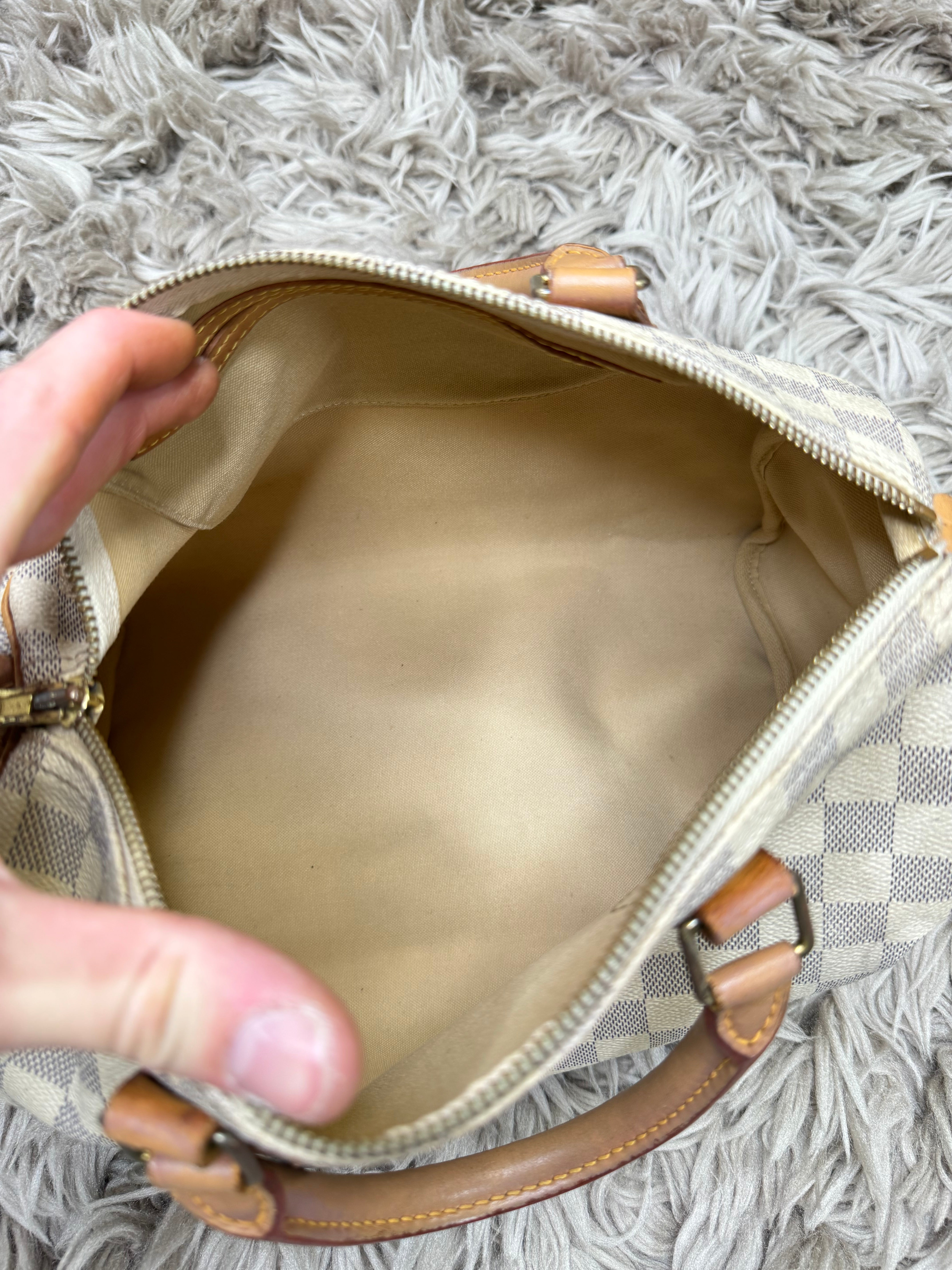 Louis Vuitton damier azur speedy 30