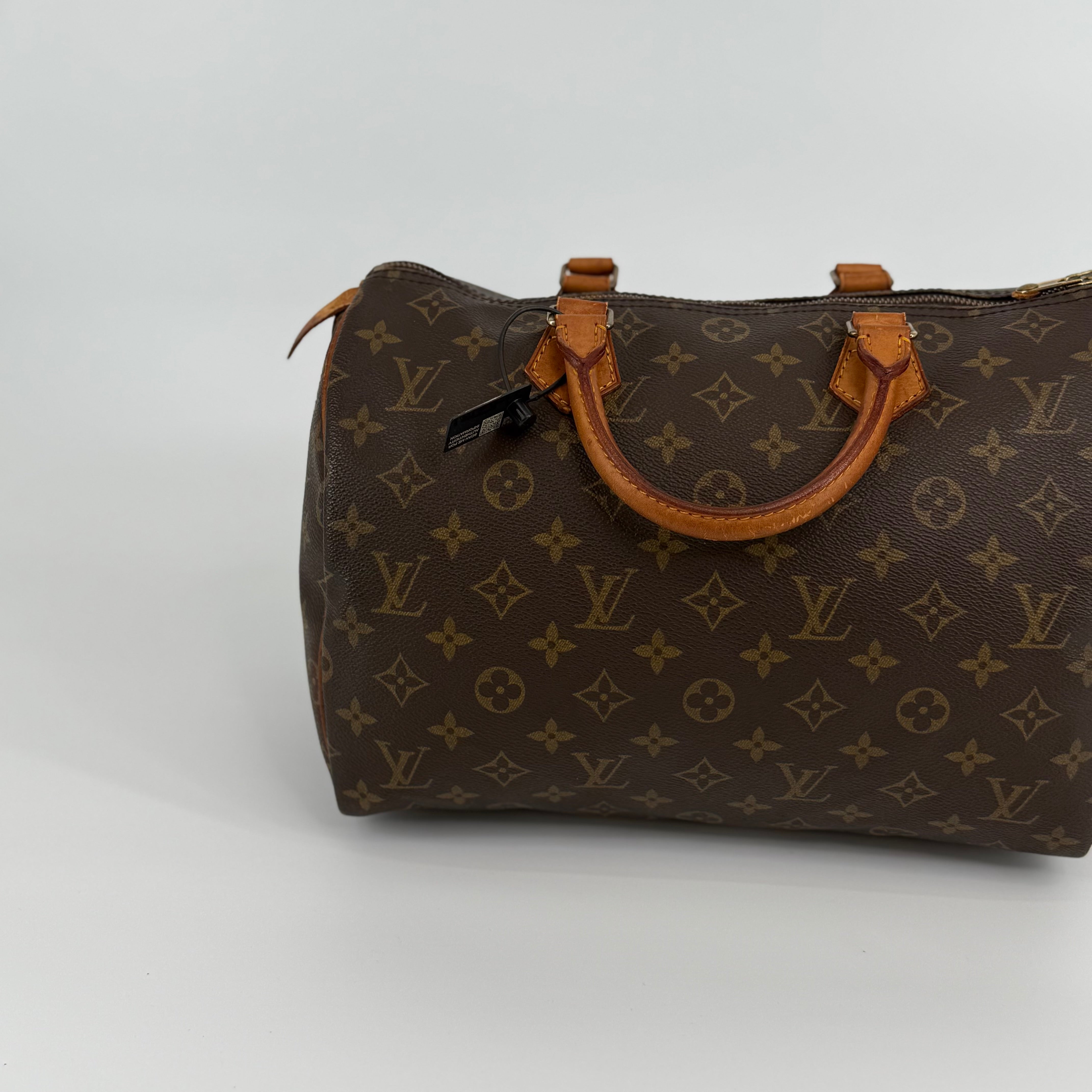 Louis Vuitton Monogram Speedy 30