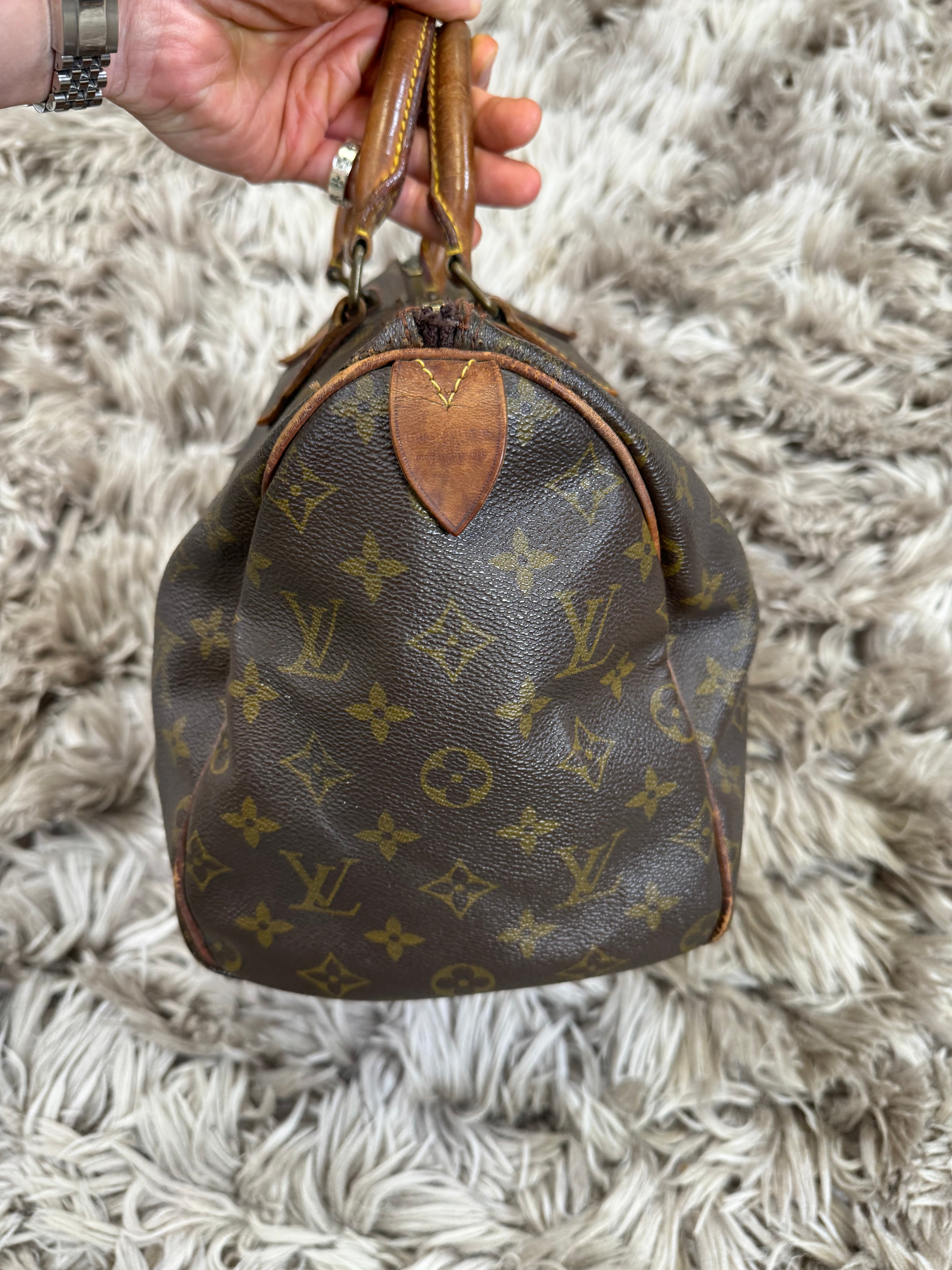 Louis Vuitton speedy 30 monogram