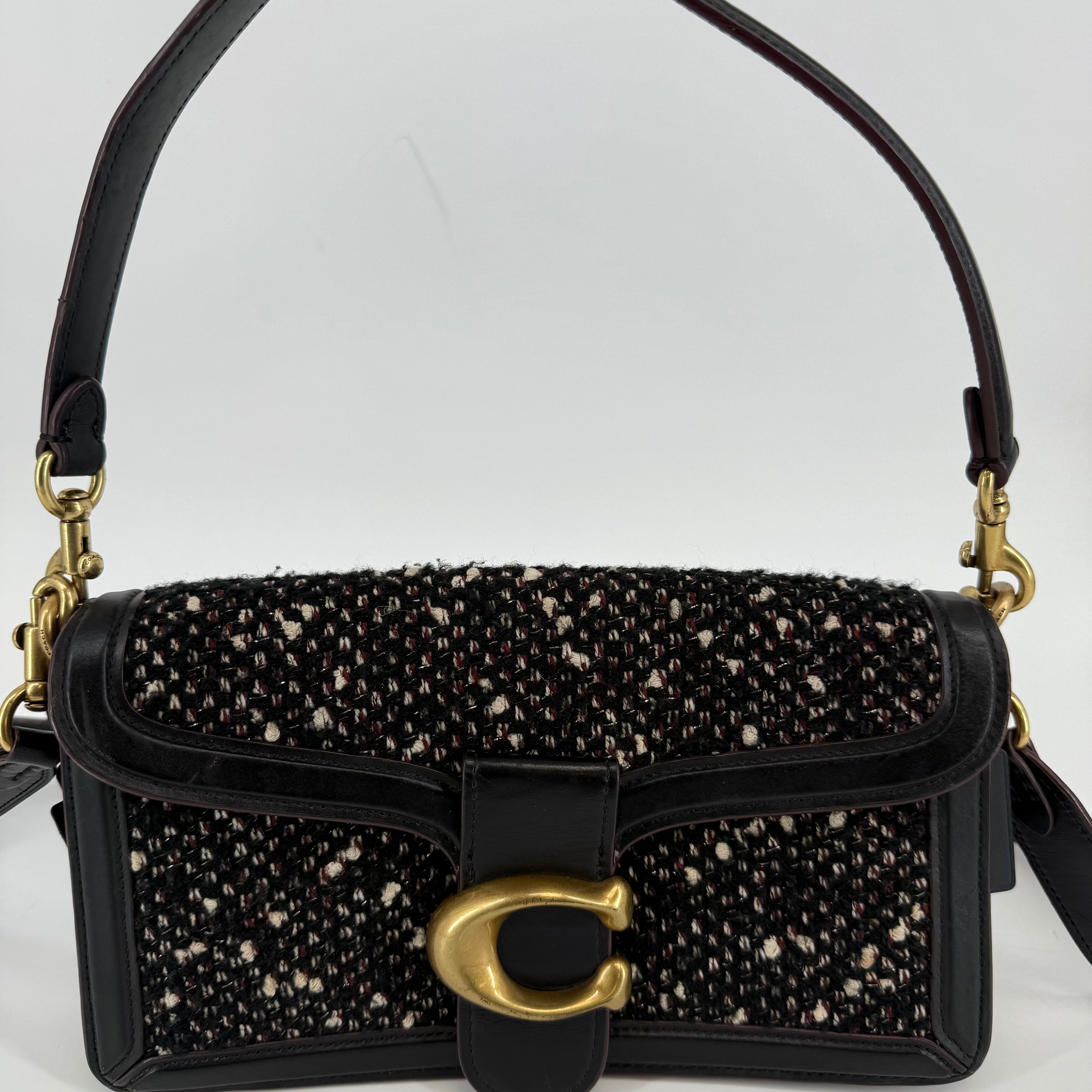 Coach Black Tabby Tweed Shoulder Bag (L-346)