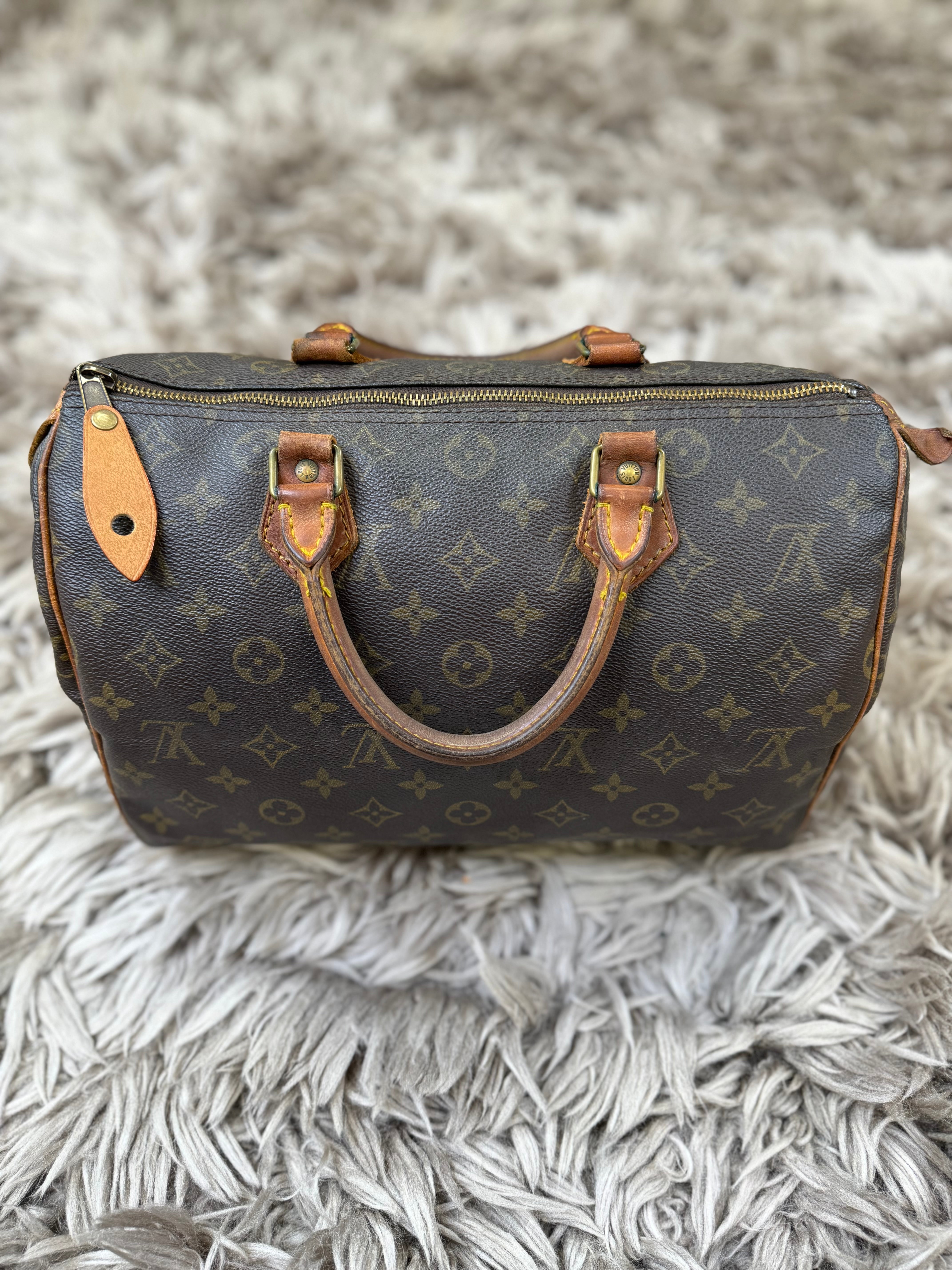 Louis Vuitton speedy 30