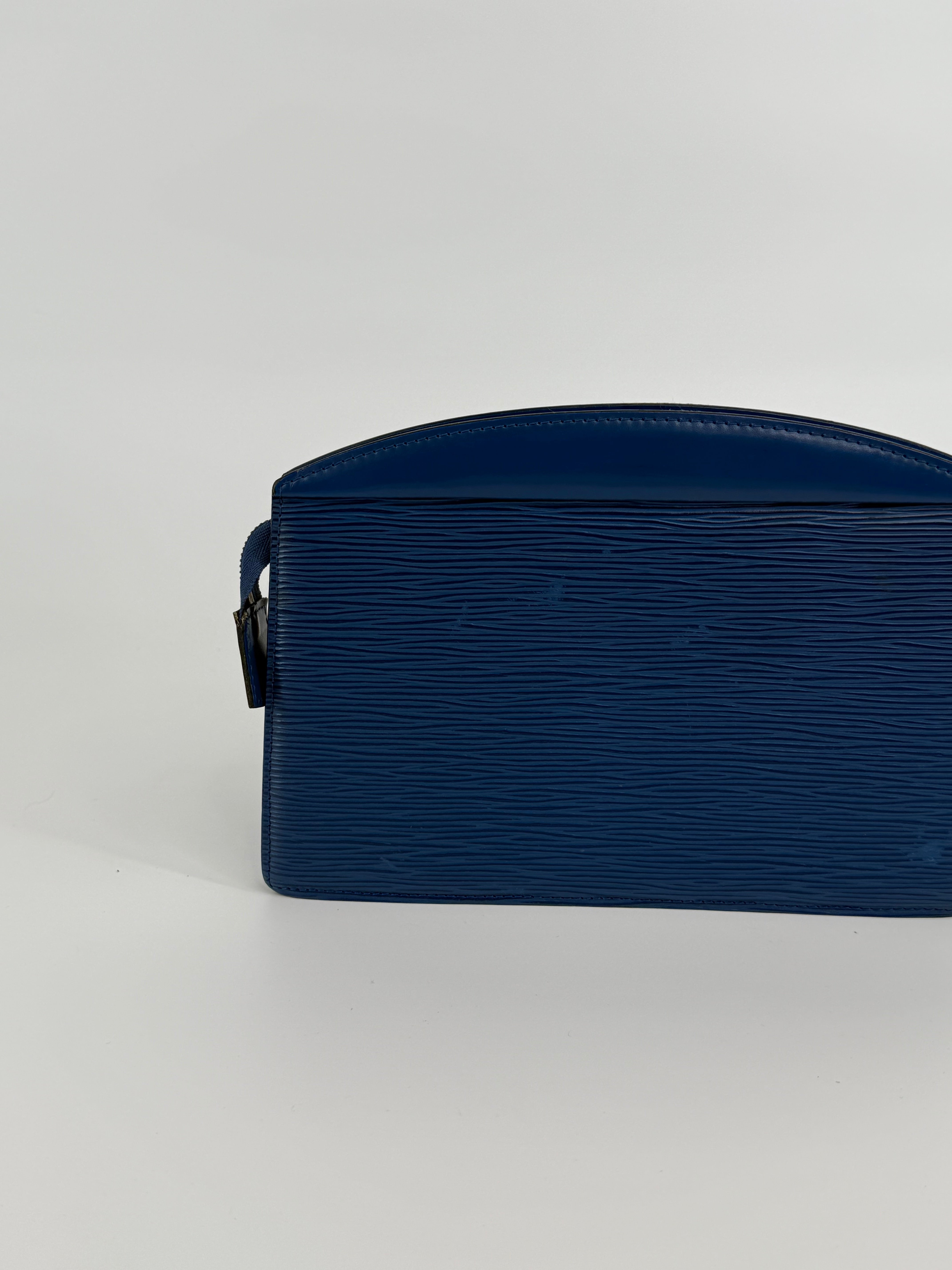 Louis Vuitton Epi Blue Trusse Crete Clutch