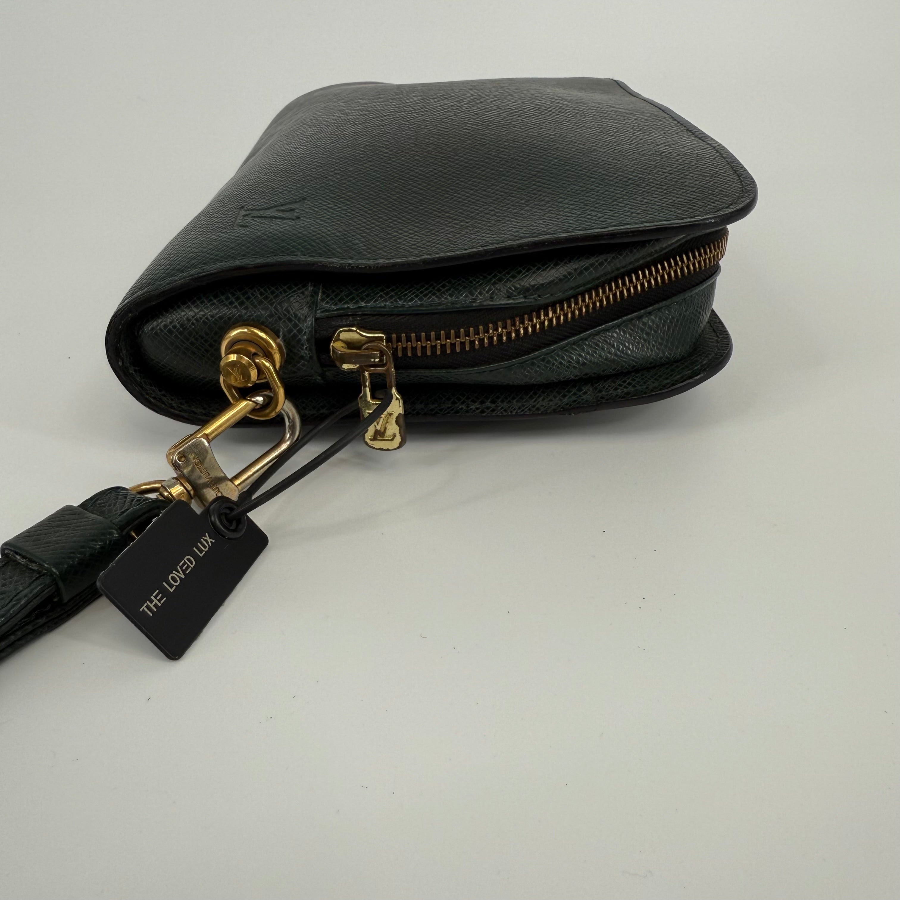 Louis Vuitton Taiga Green Washbag
