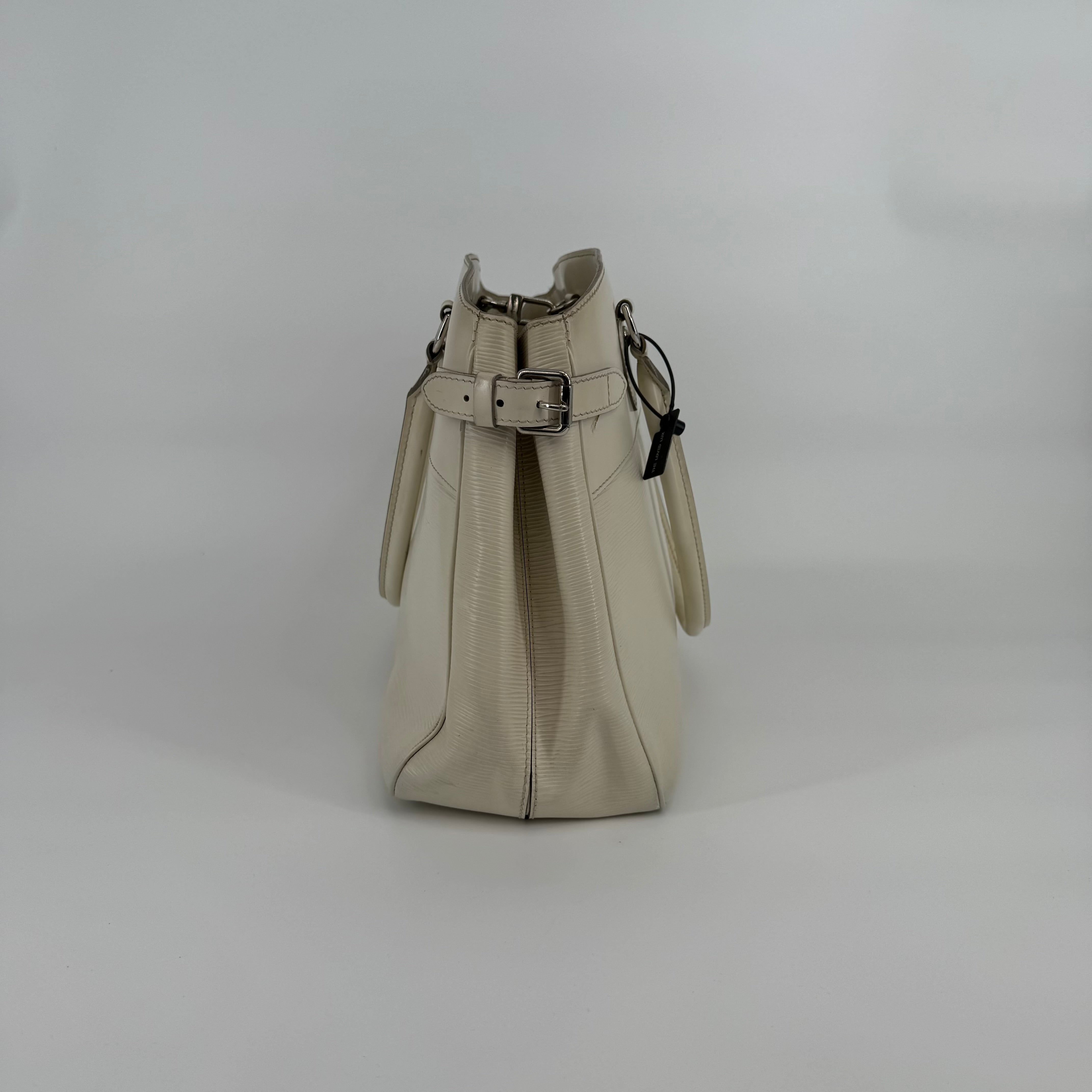 Louis Vuitton Epi White Passy GM Handbag