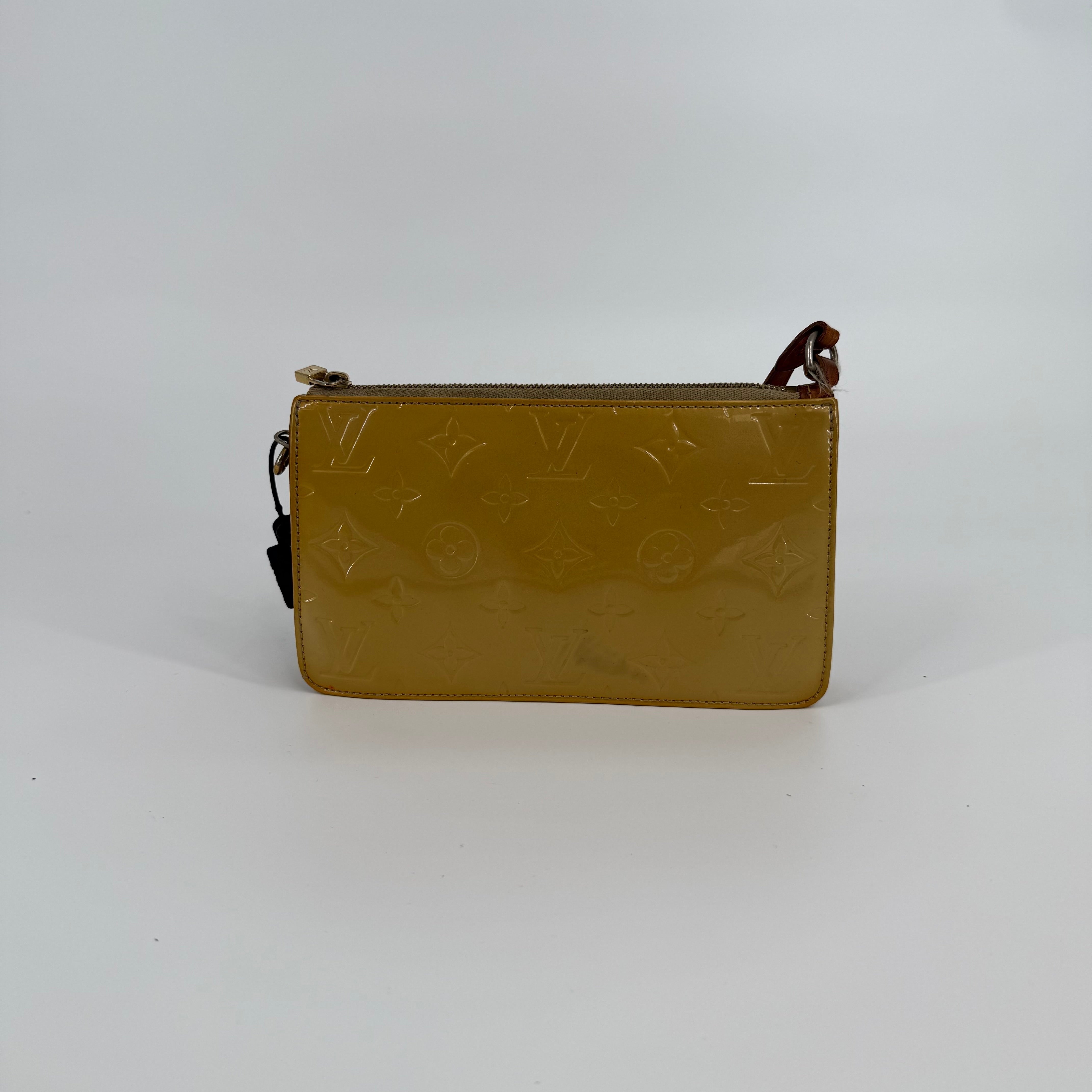 Louis Vuitton Gold Monogram Patent Leather Vernis Pochette