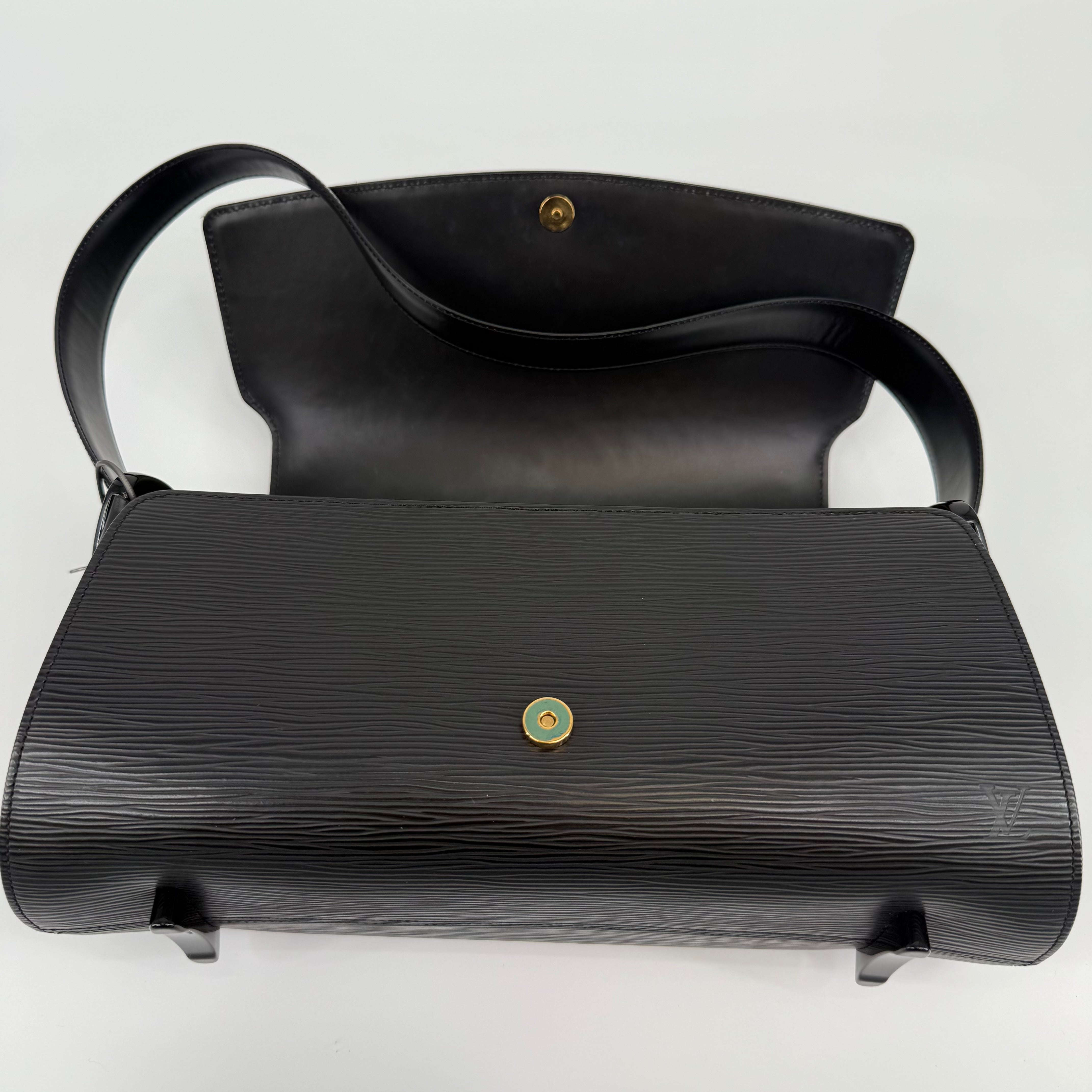 Louis Vuitton Black Epi Nocturne Handbag