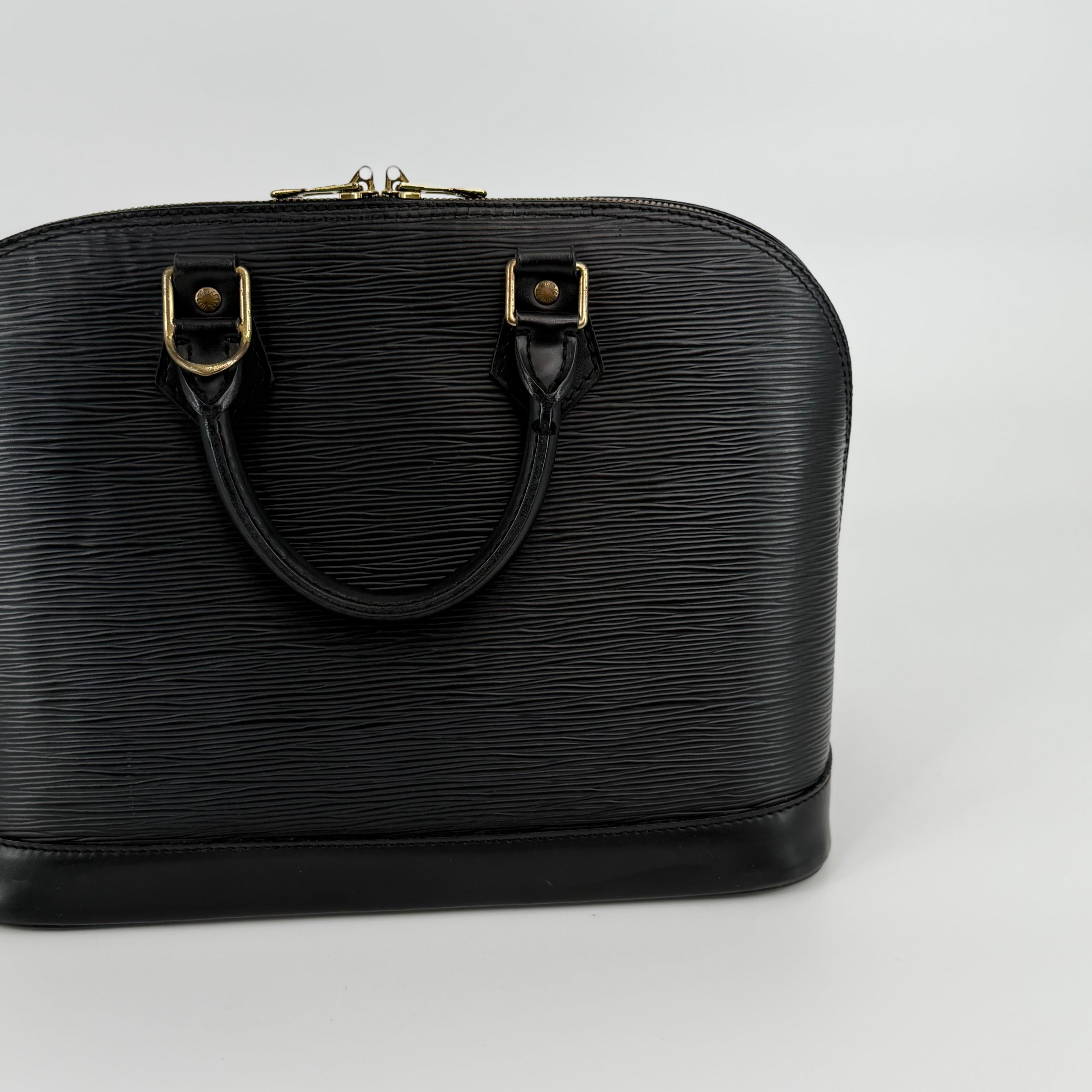 Louis Vuitton Epi Black Alma