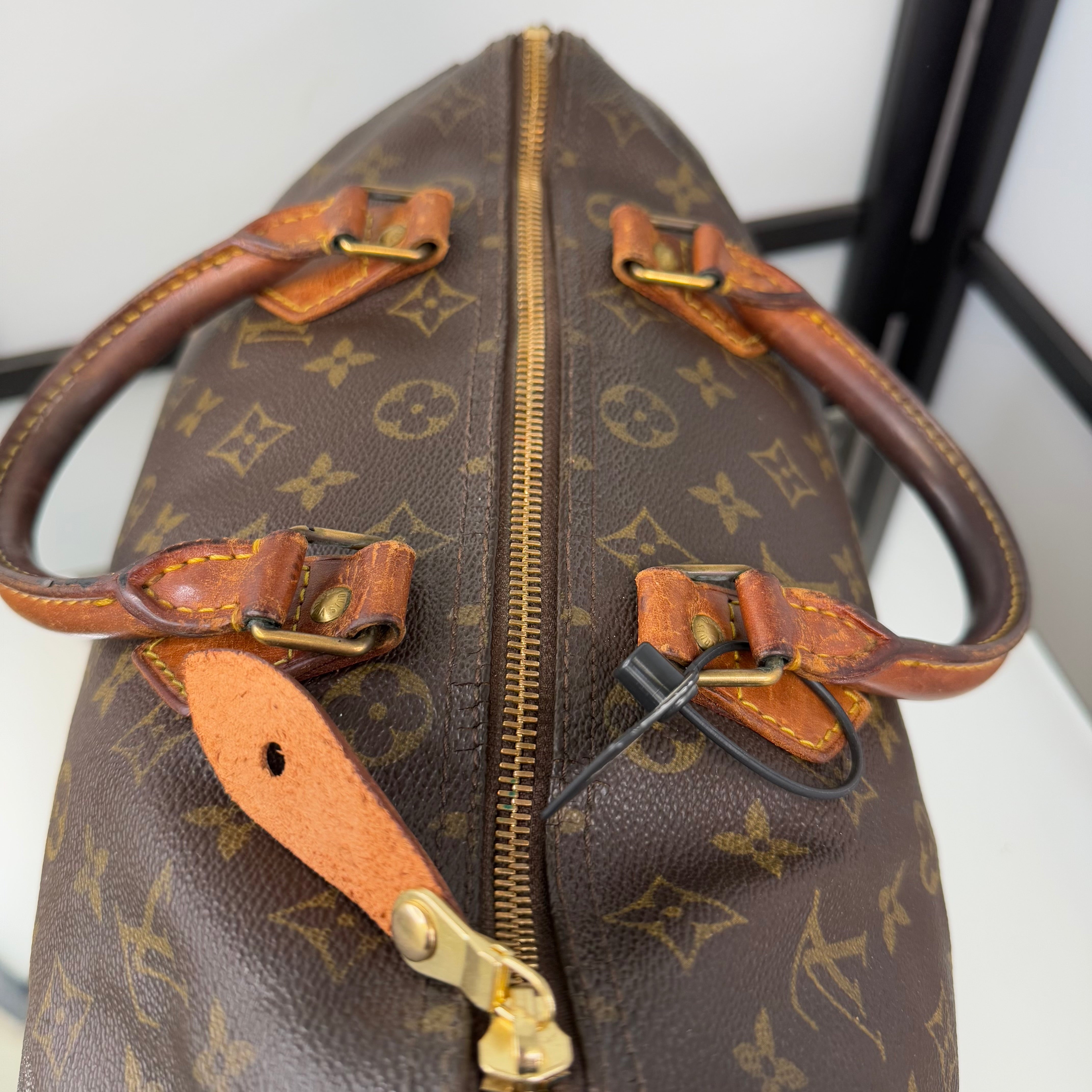 Louis Vuitton Monogram Speedy 30