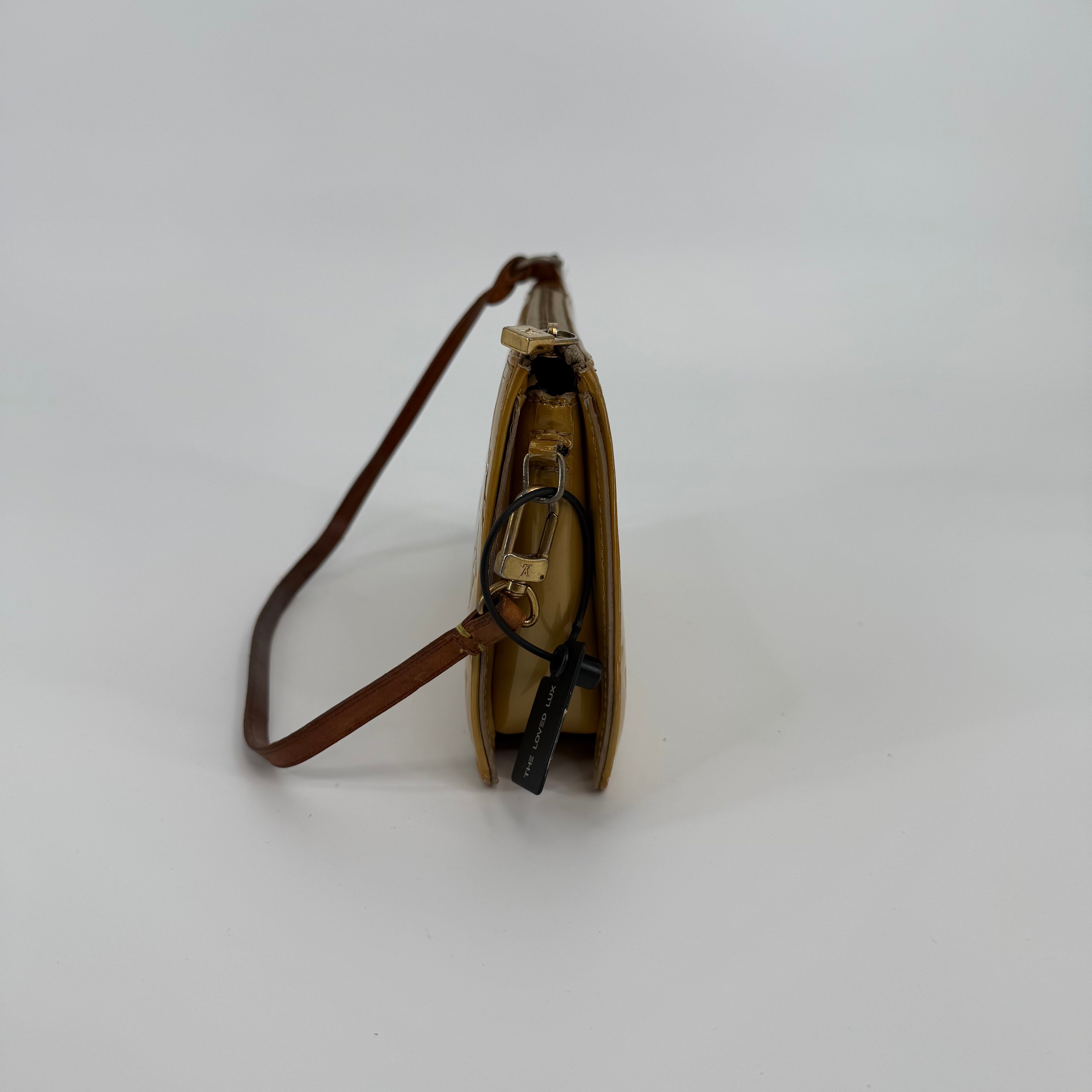 Louis Vuitton Gold Monogram Patent Leather Vernis Pochette