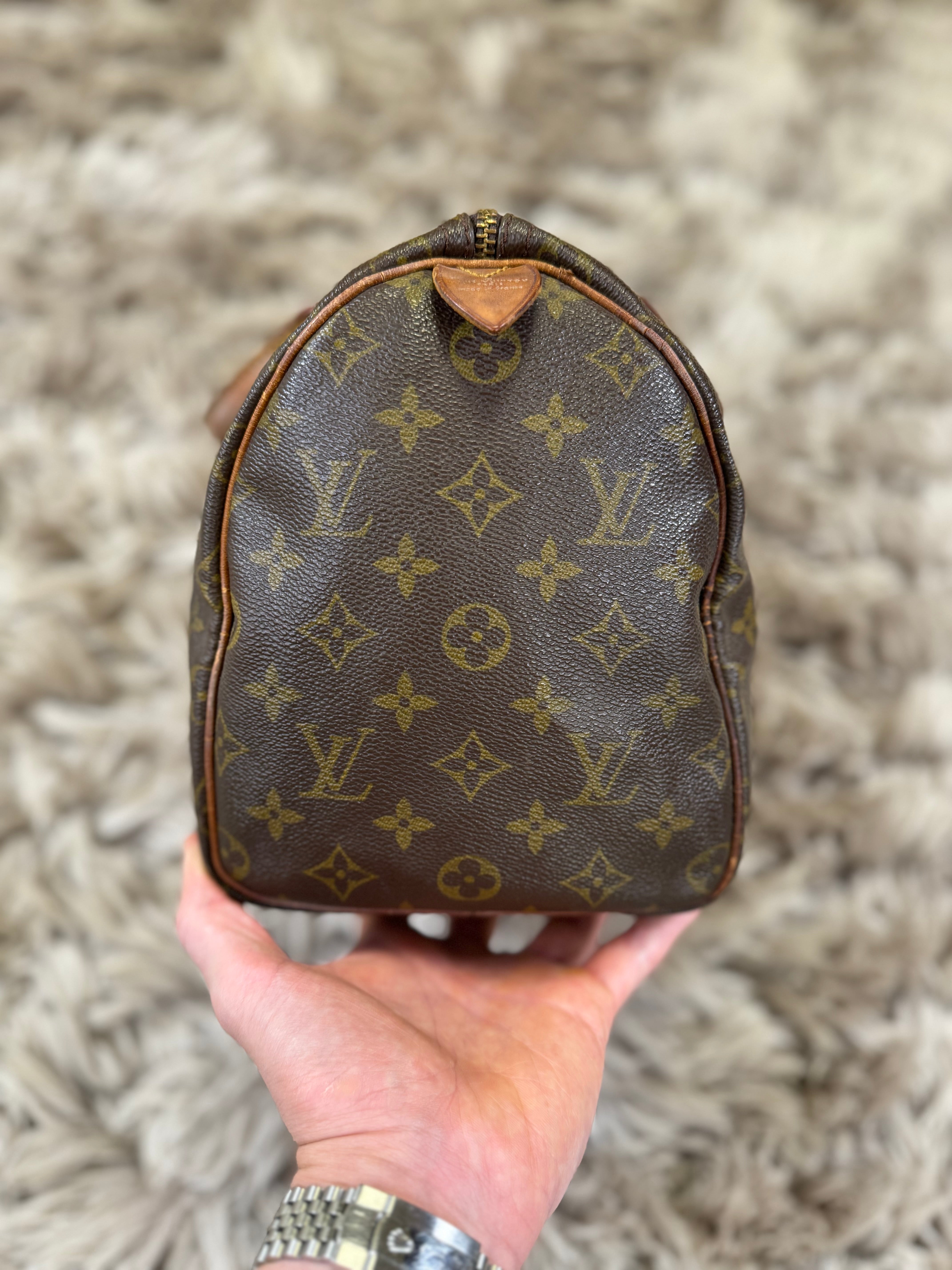 Louis Vuitton speedy 30