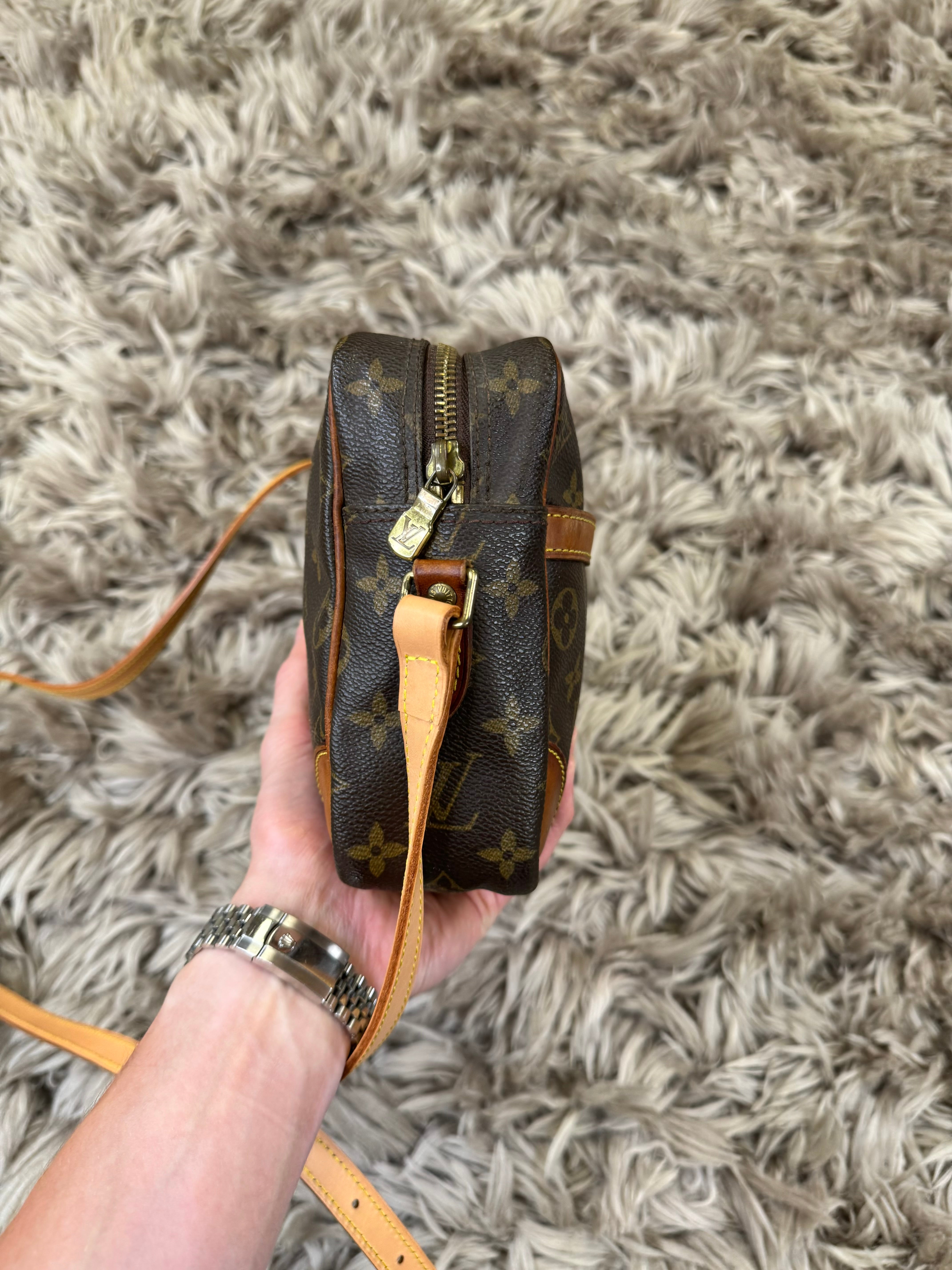 Louis Vuitton cross body bag