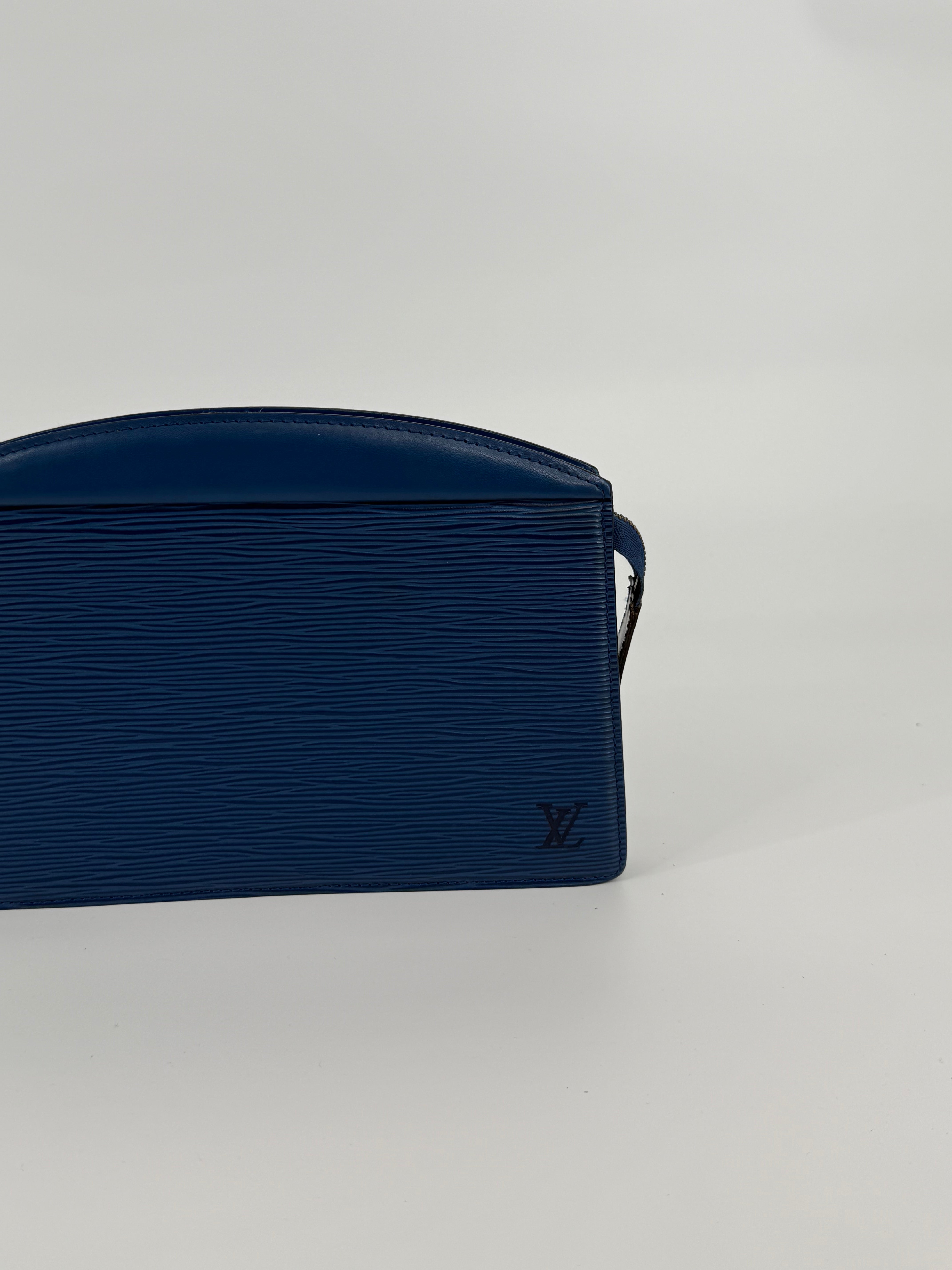 Louis Vuitton Epi Blue Trusse Crete Clutch