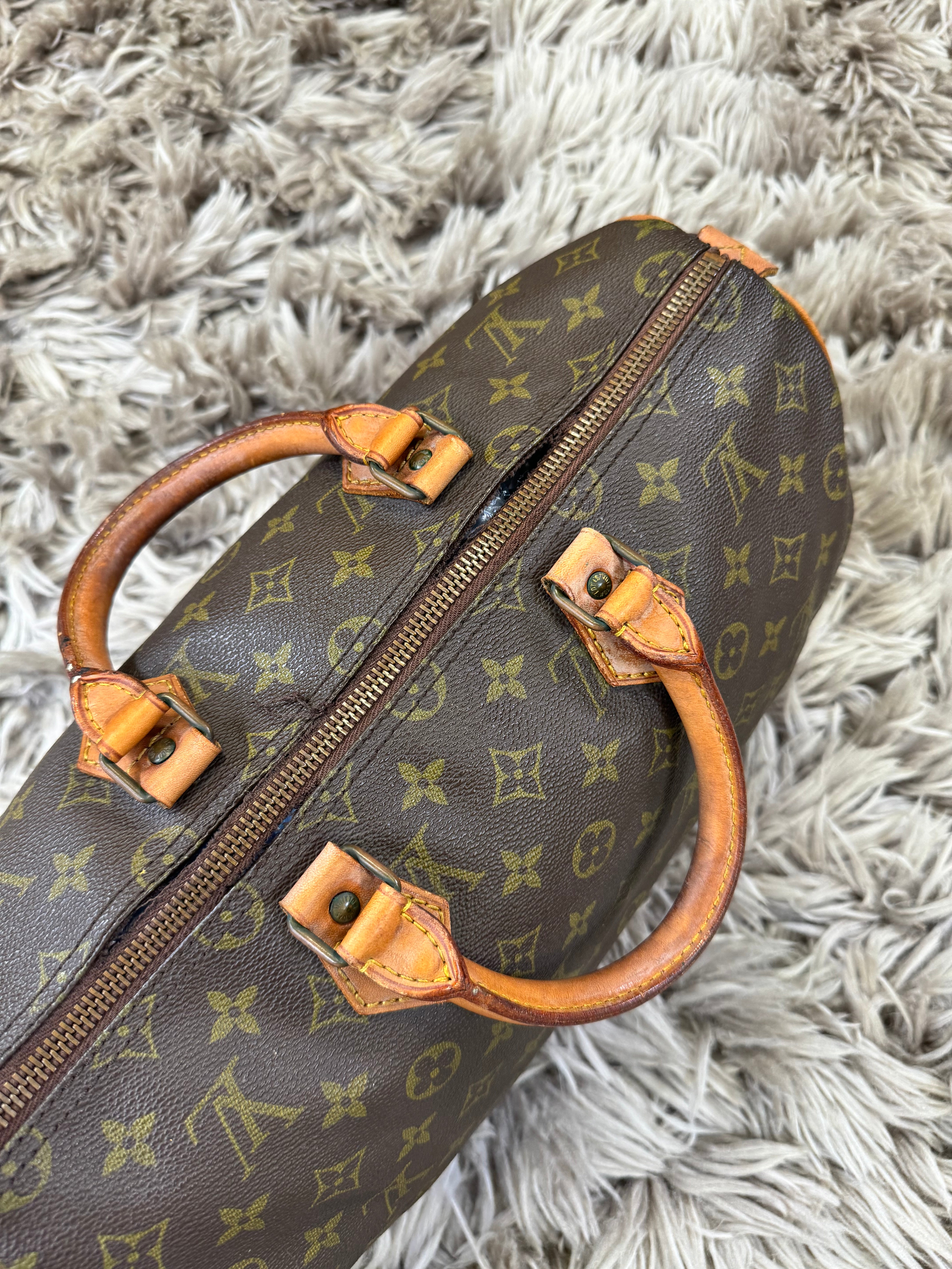 Louis Vuitton speedy 35