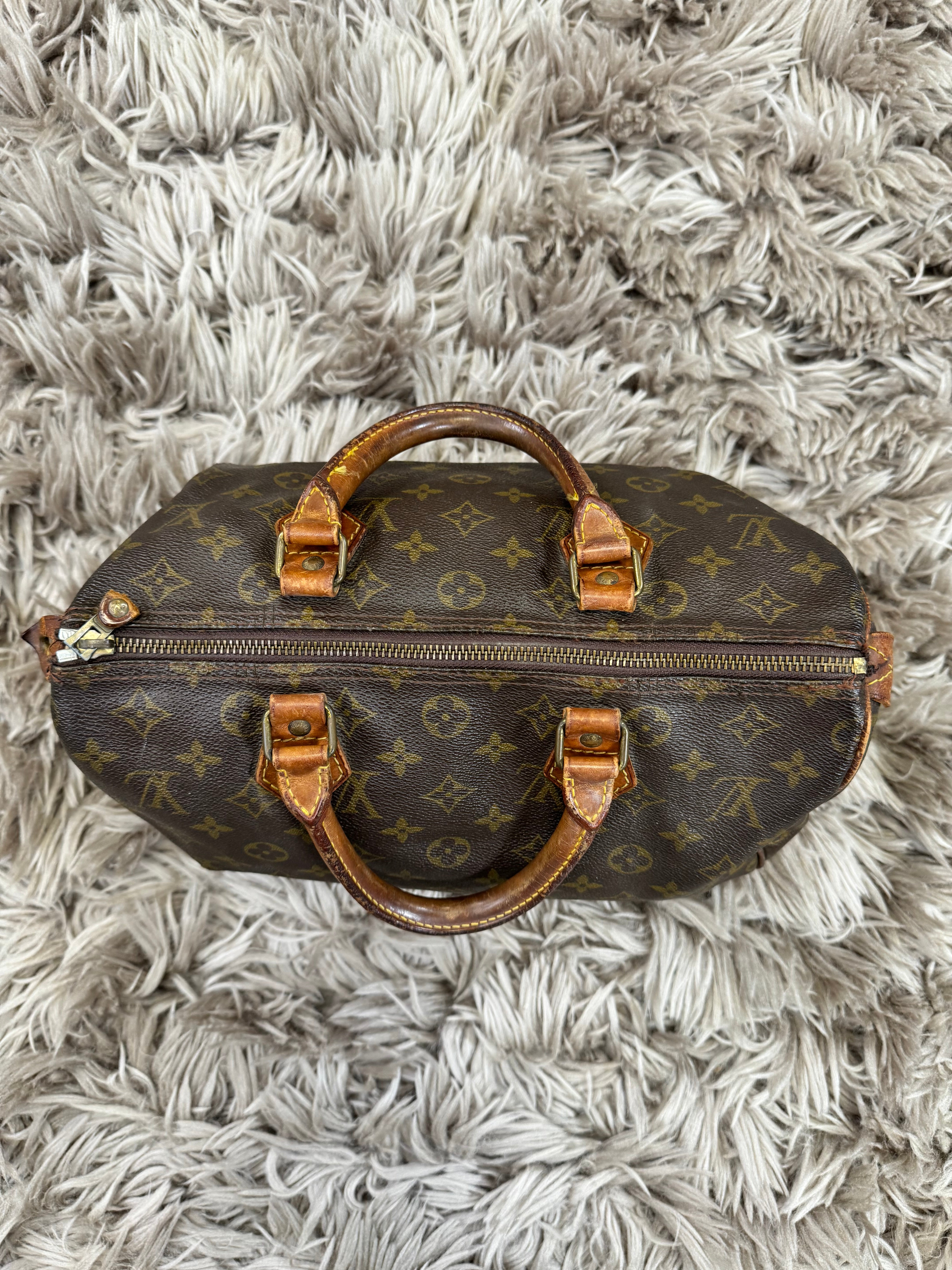 Louis Vuitton speedy 30 monogram