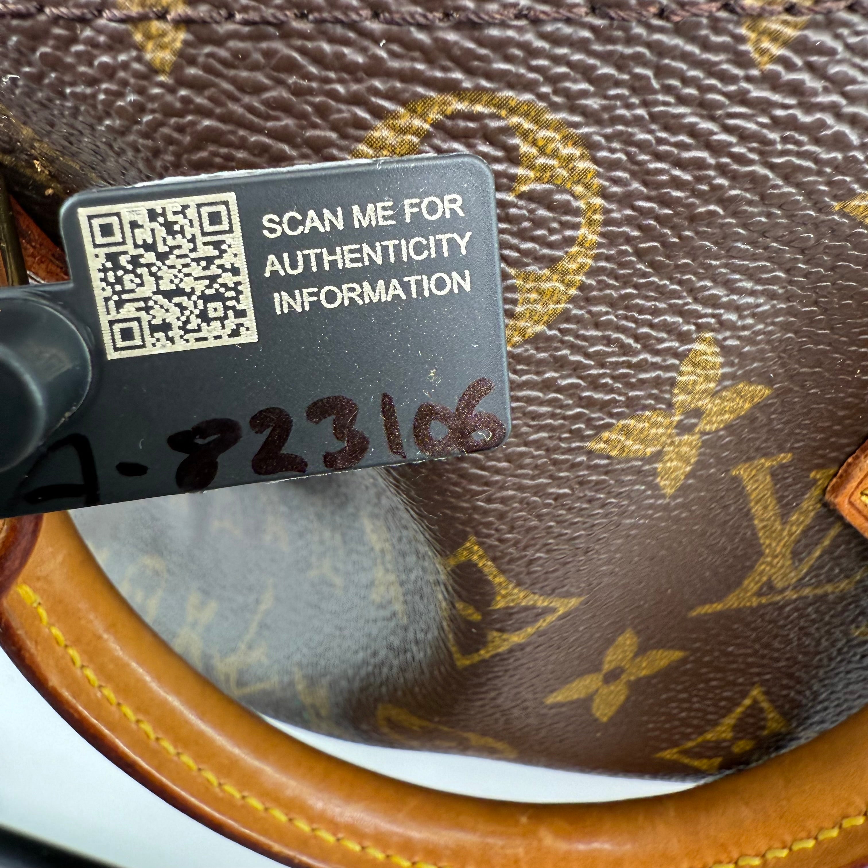 Louis Vuitton Monogram Speedy 30