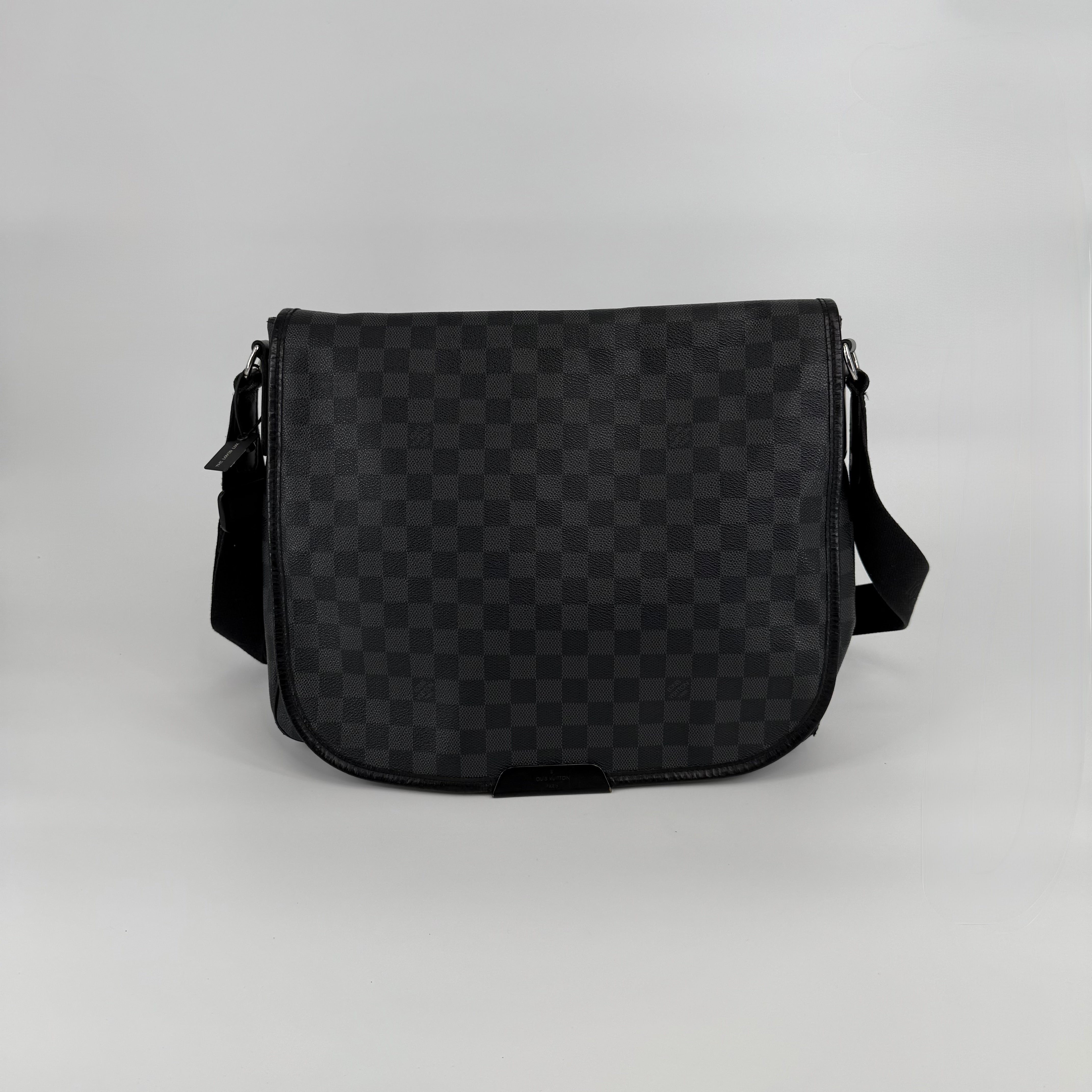 Louis Vuitton Damier Graphite Messenger Bag
