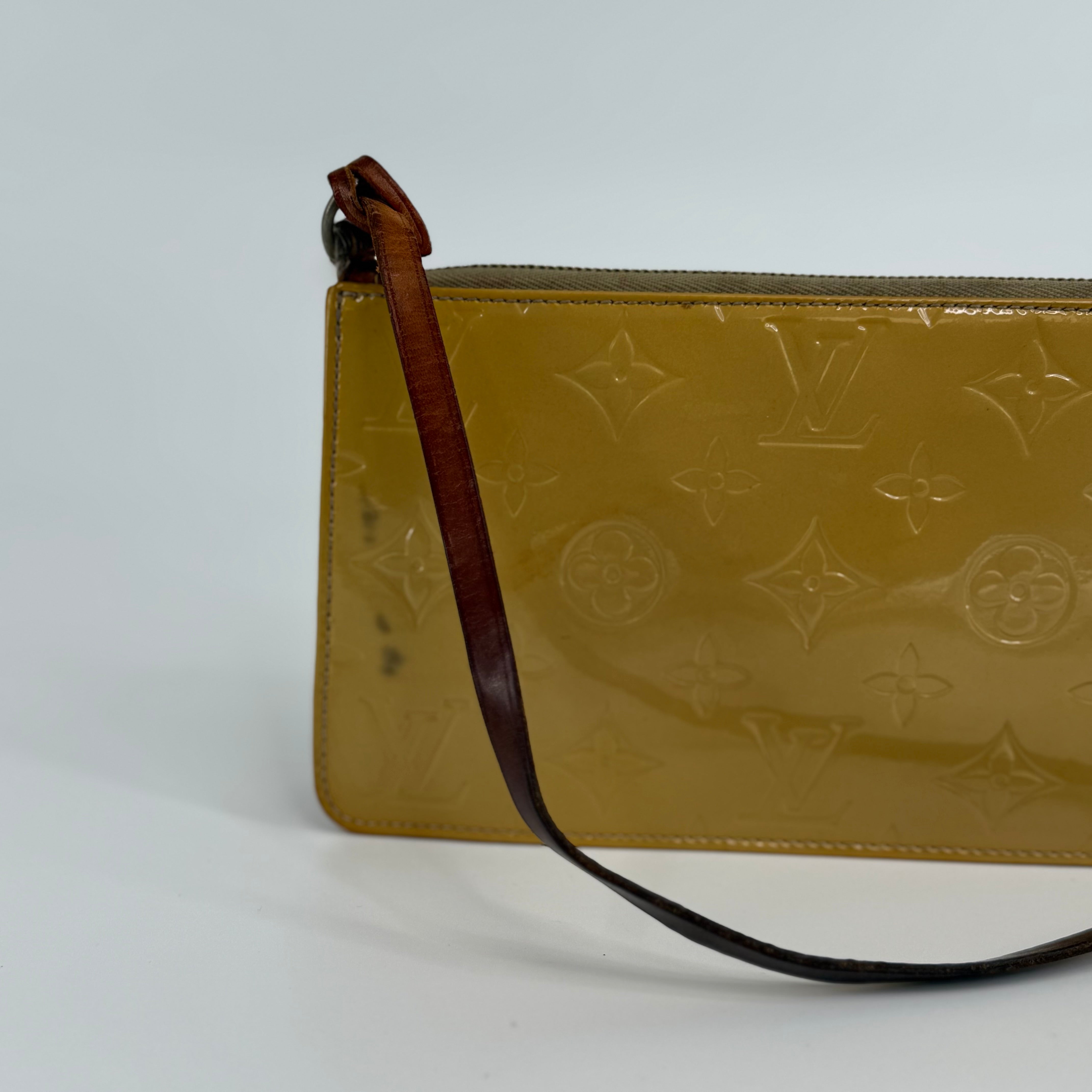 Louis Vuitton Gold Monogram Patent Leather Vernis Pochette