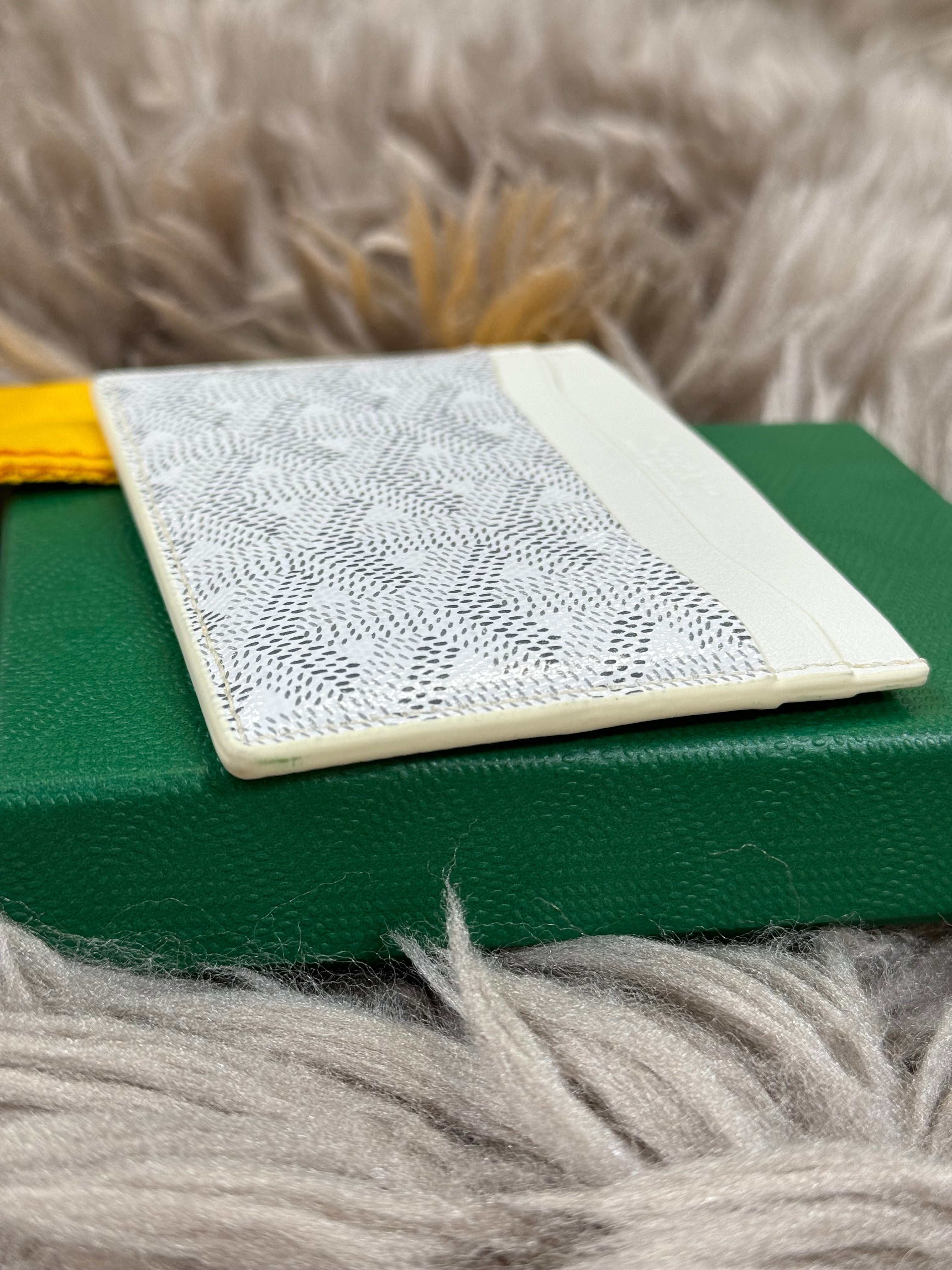 GOYARD white cardholder