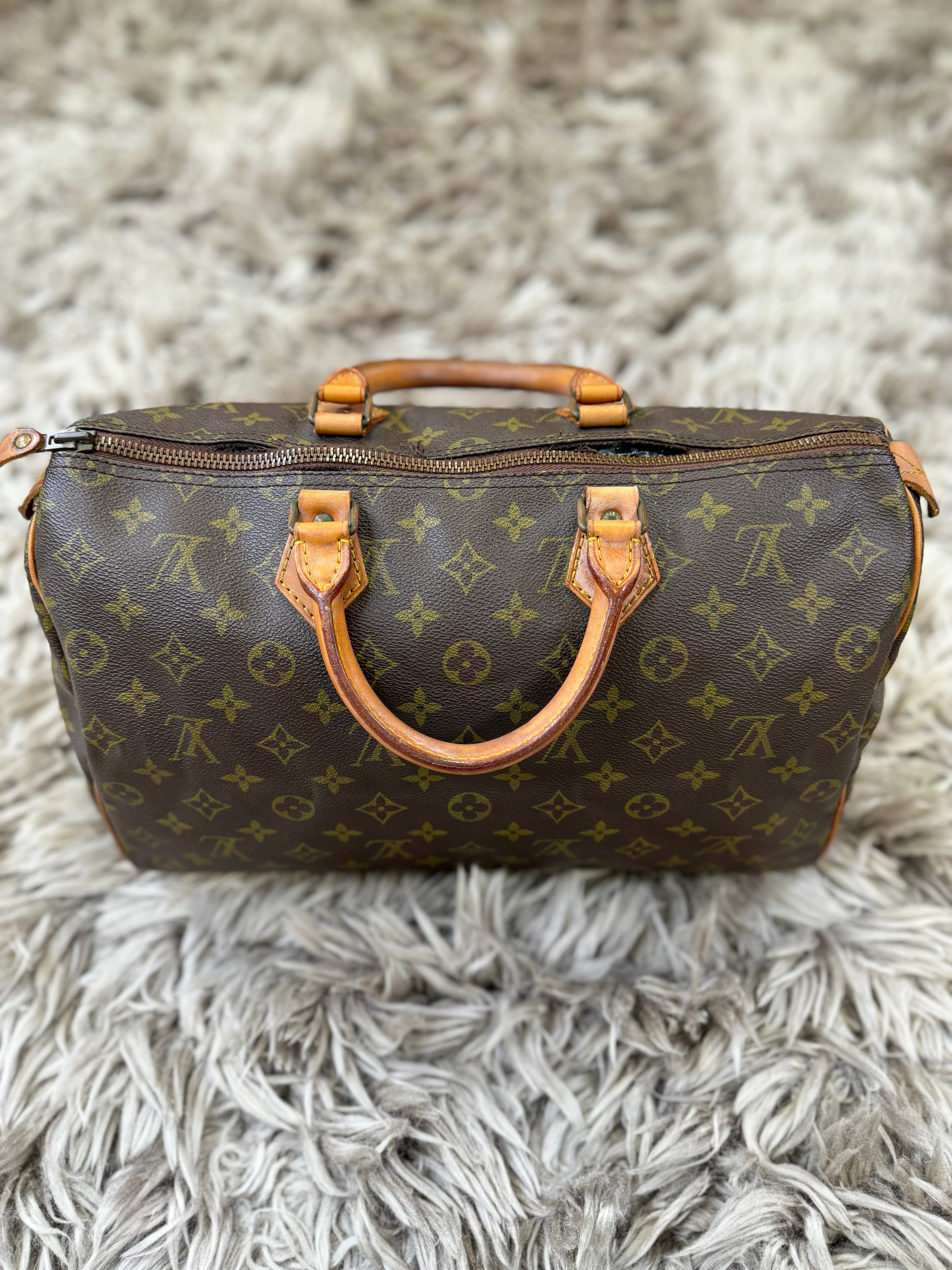 Louis Vuitton speedy 35