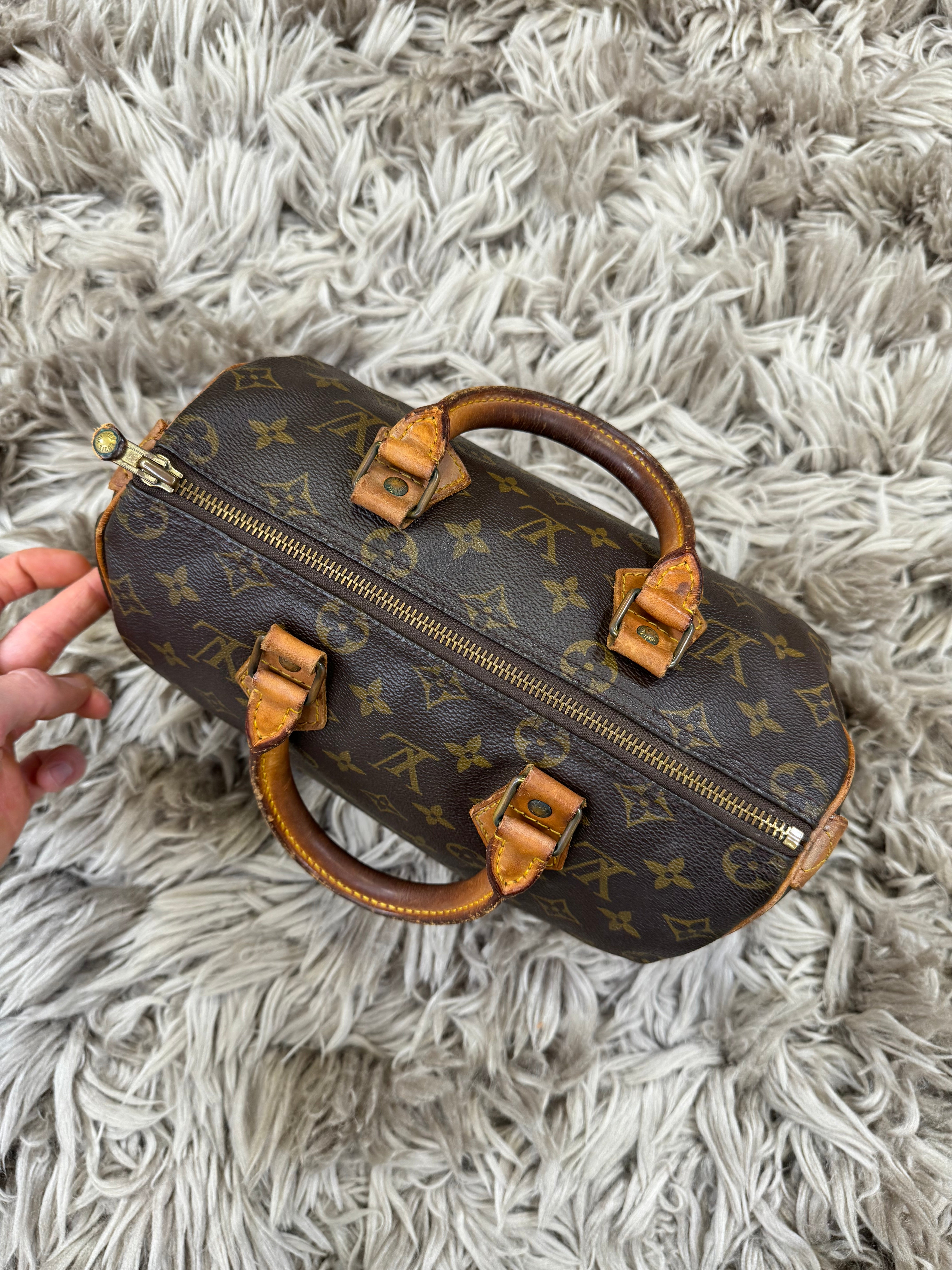 Louis Vuitton speedy 25