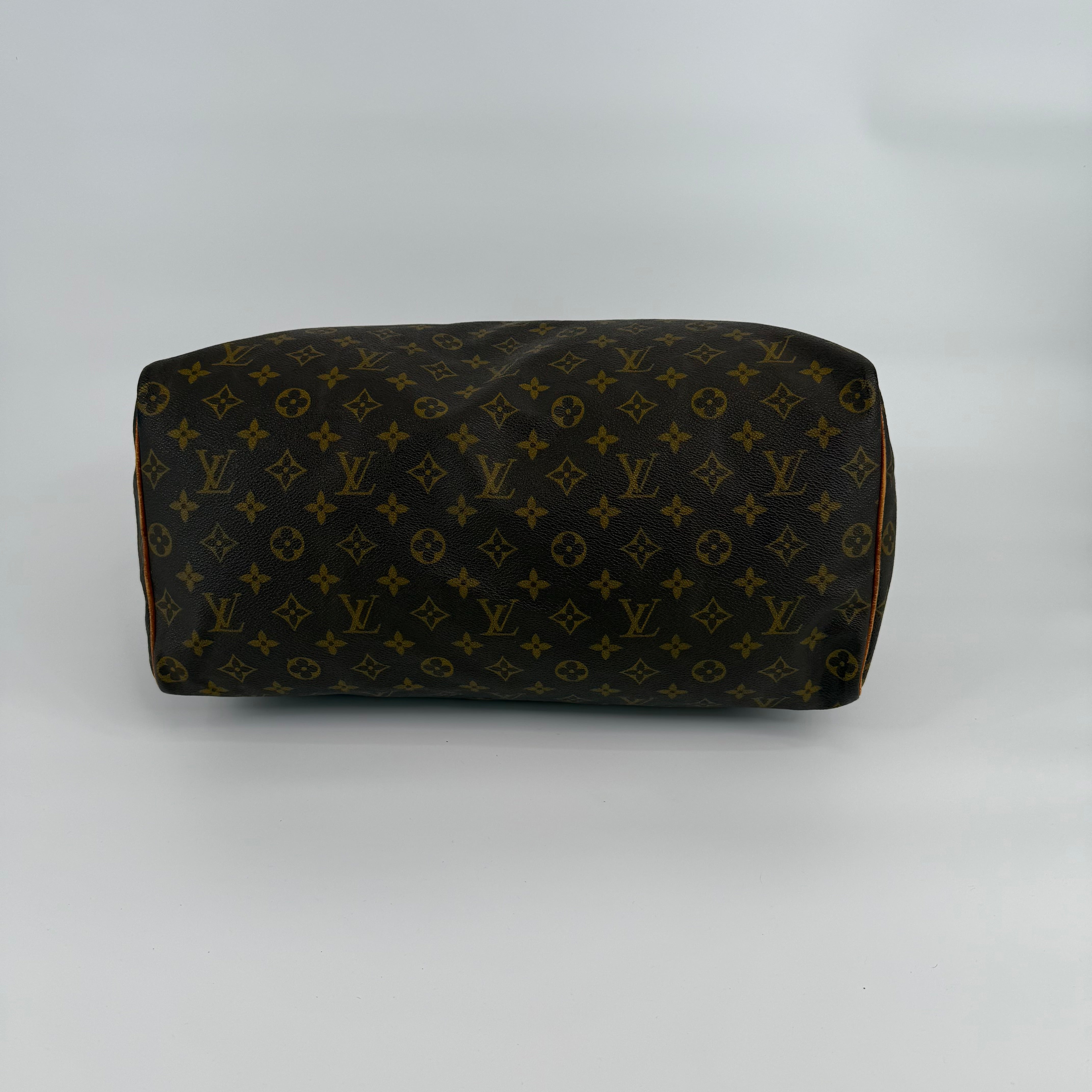 Louis Vuitton Monogram Speedy 40