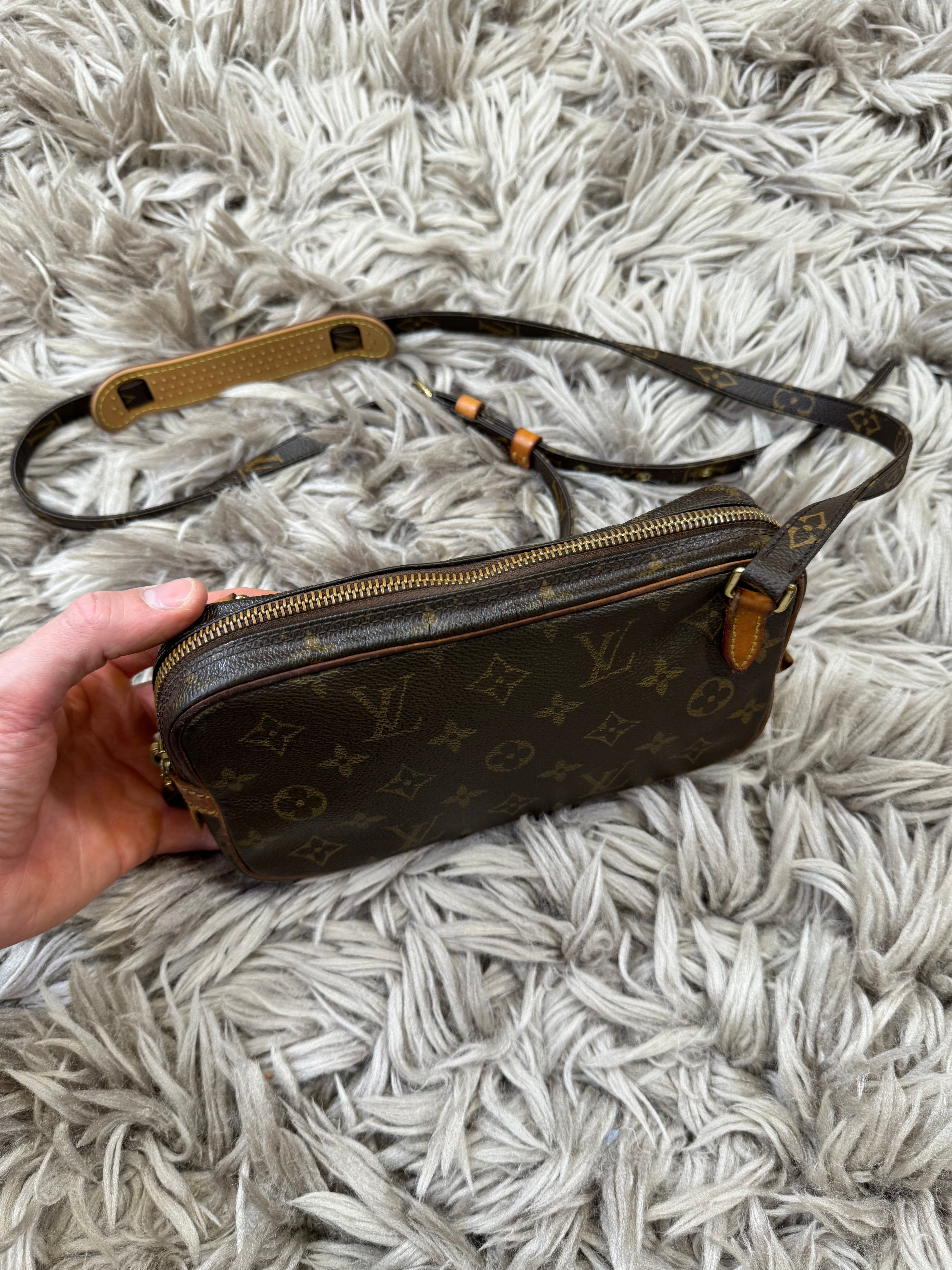 Louis Vuitton cross body side bag