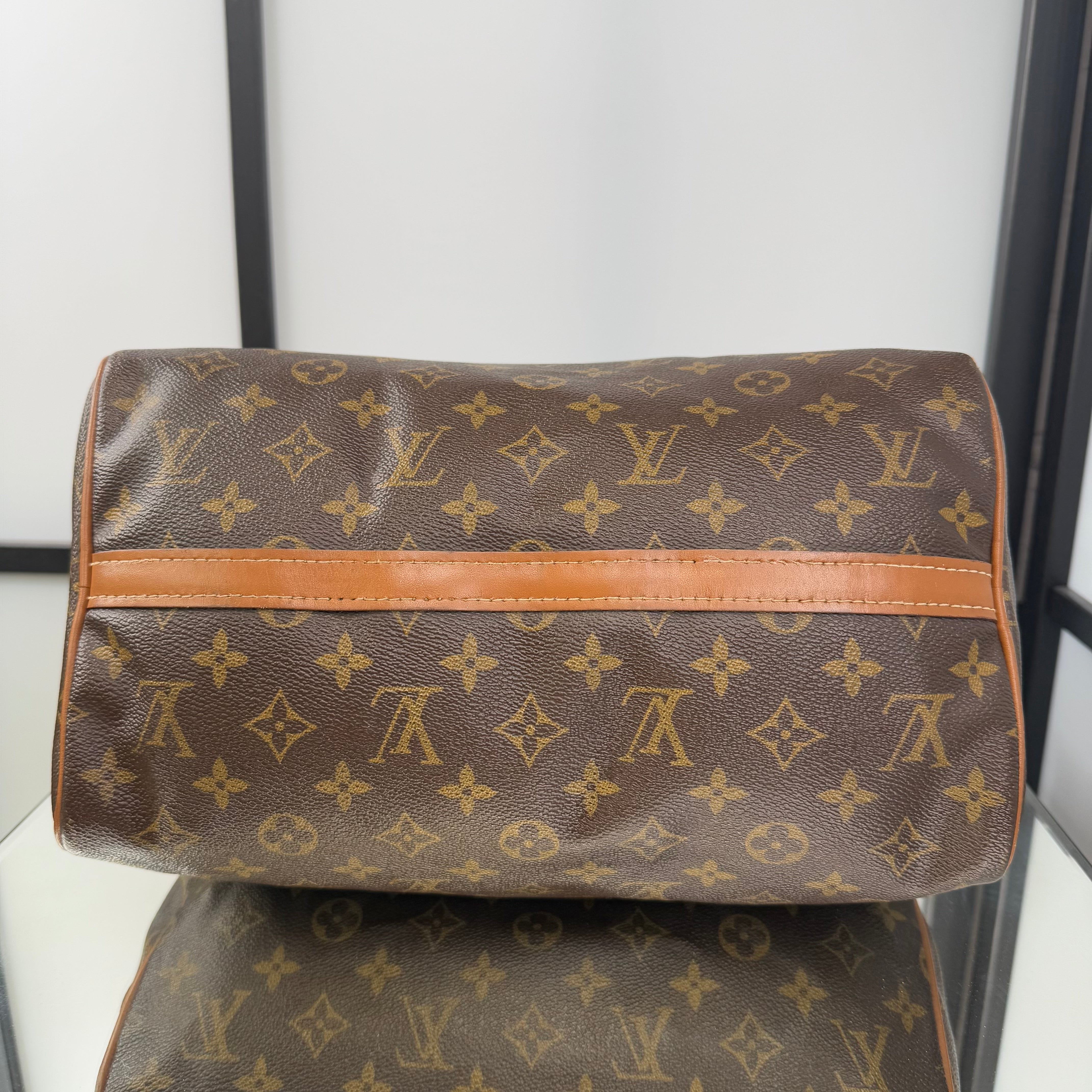 Louis Vuitton Monogram Speedy 30