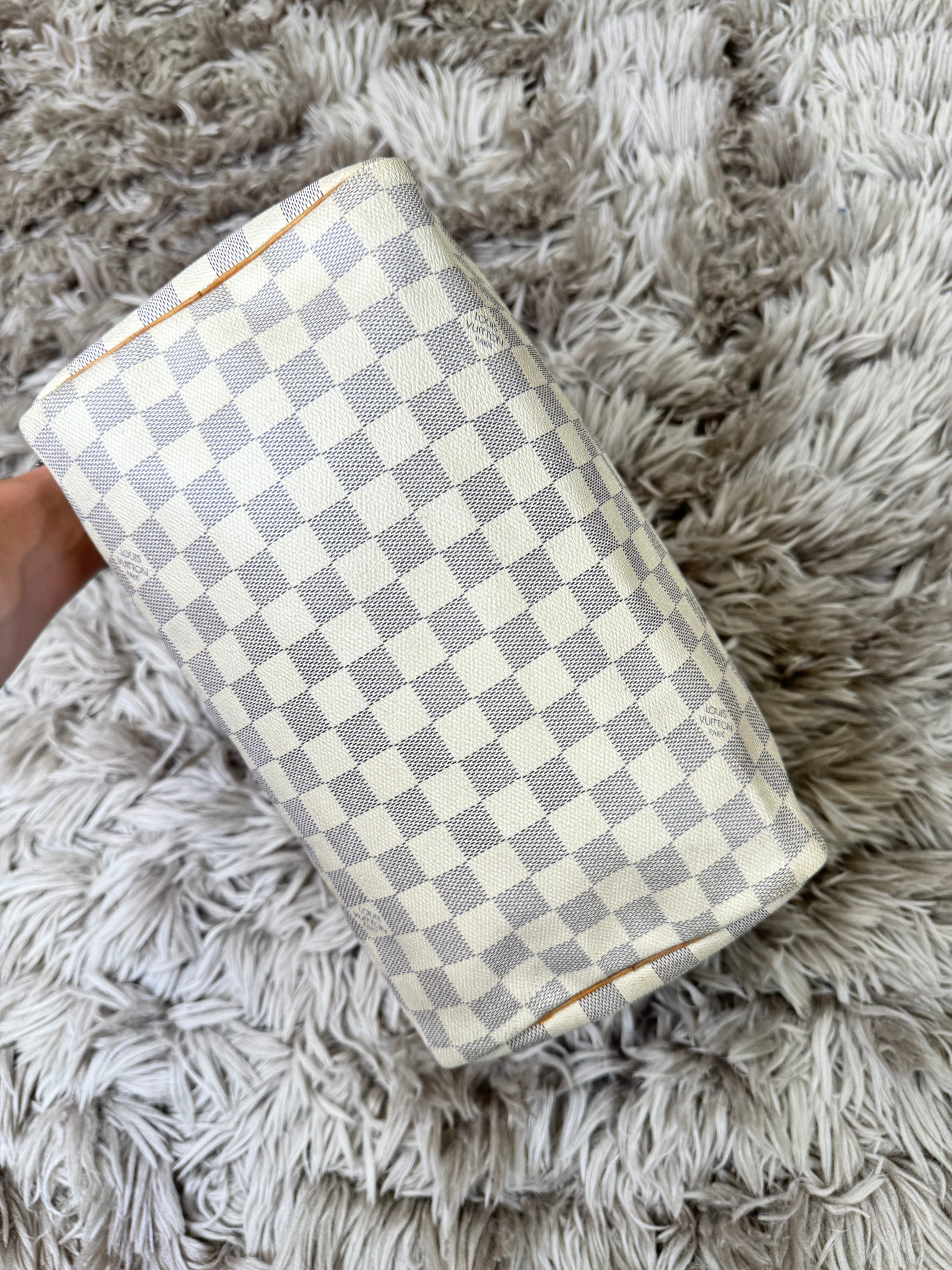 Louis Vuitton damier azur speedy 30