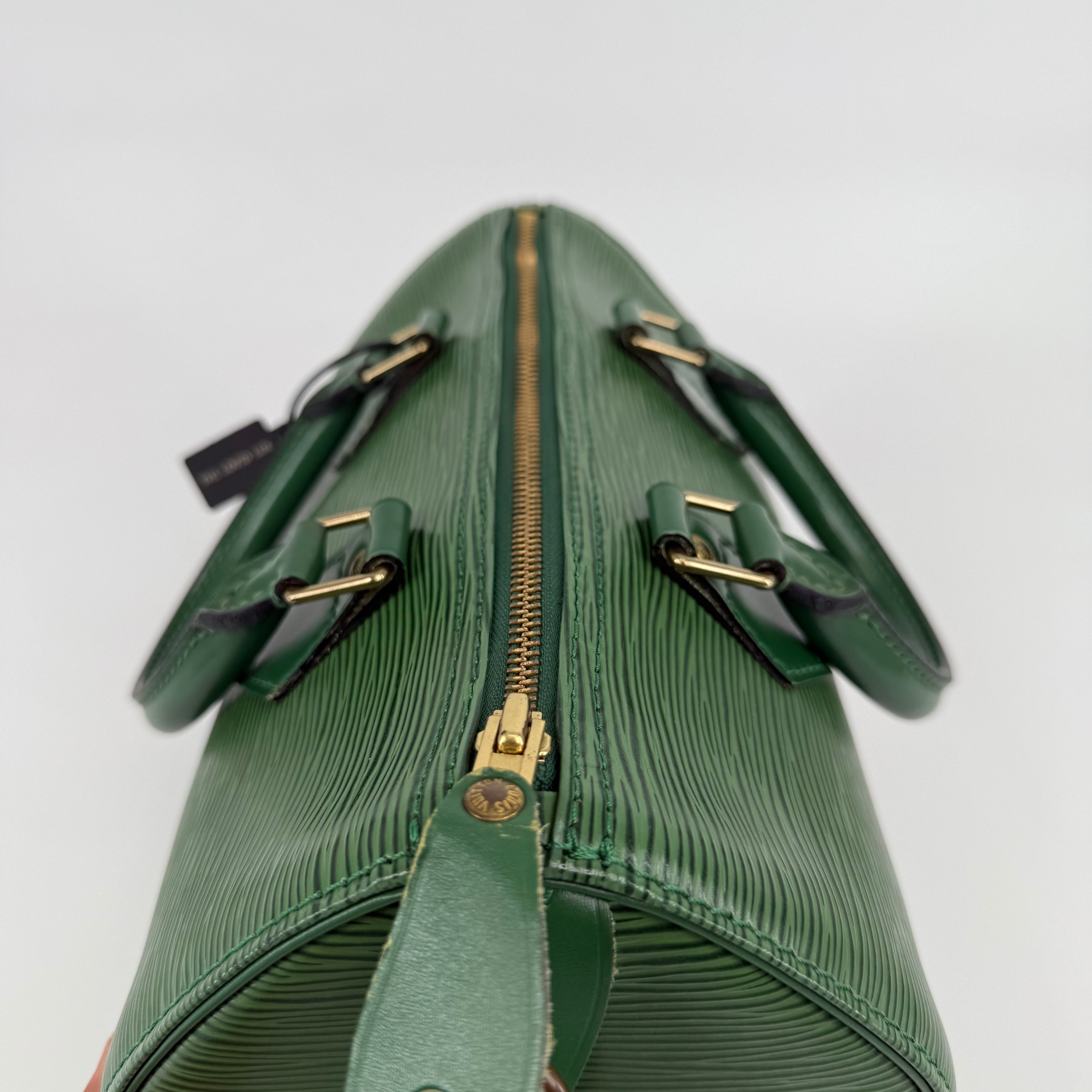 Louis Vuitton Epi Green Speedy 25