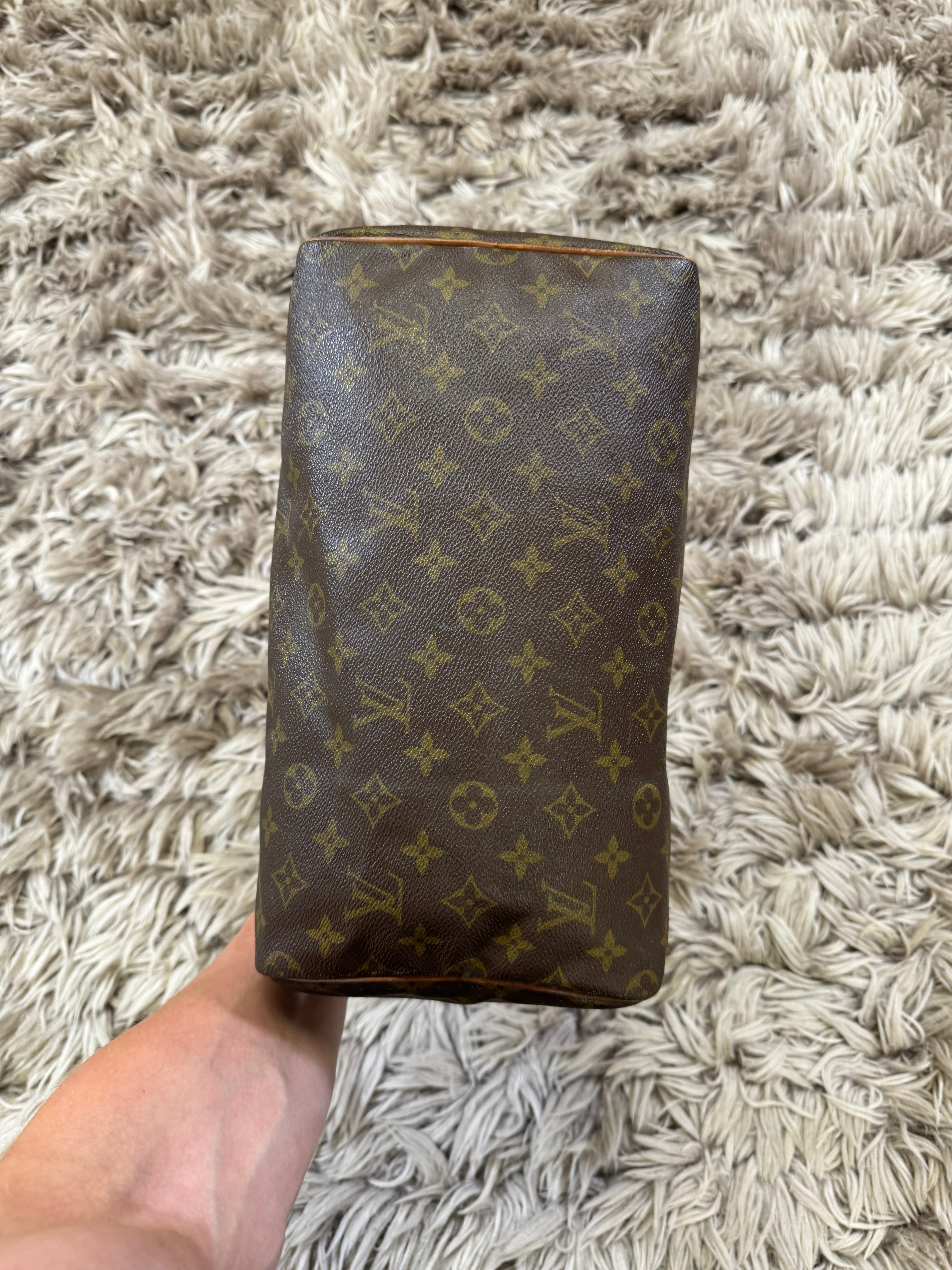 Louis Vuitton speedy 30