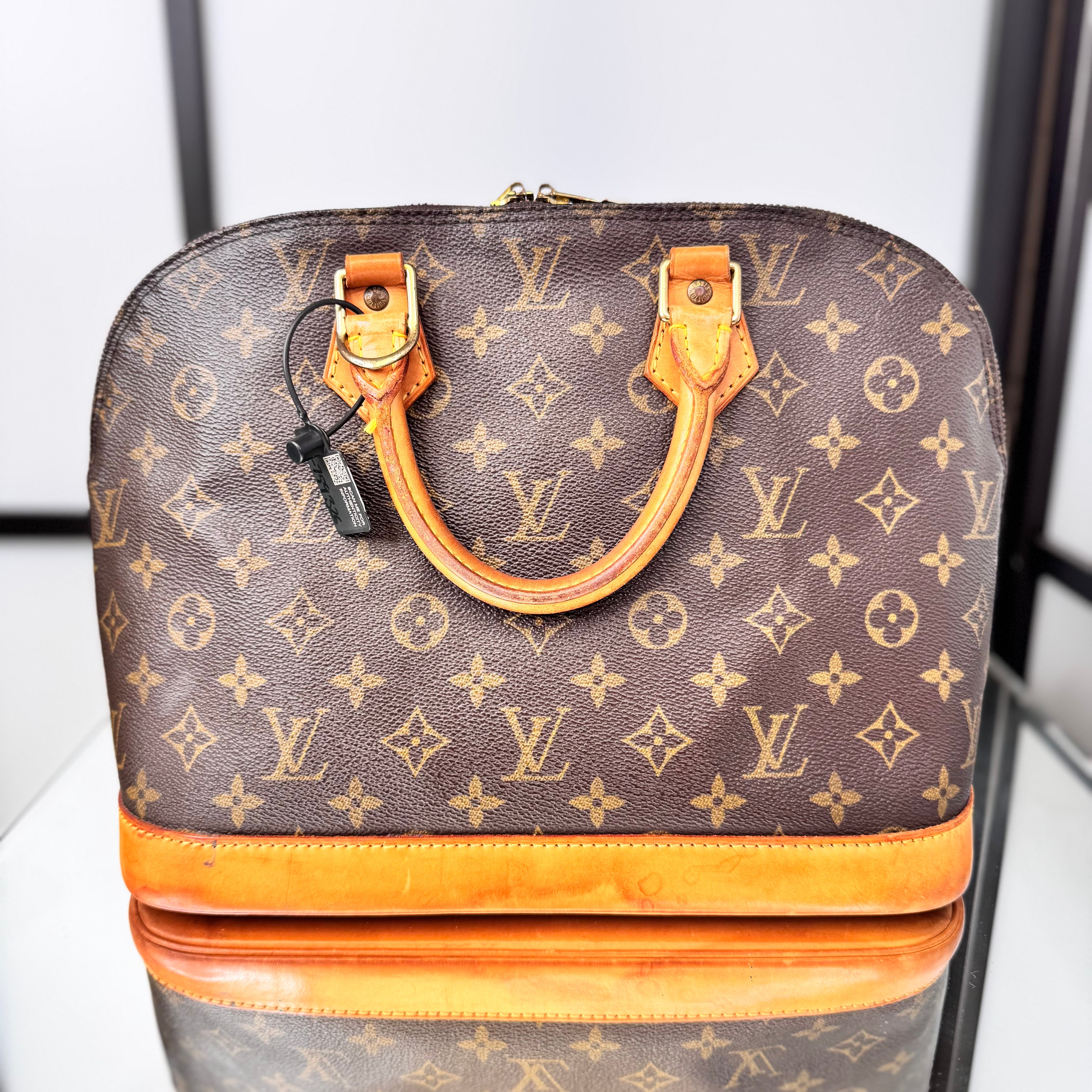 Louis Vuitton Monogram Alma