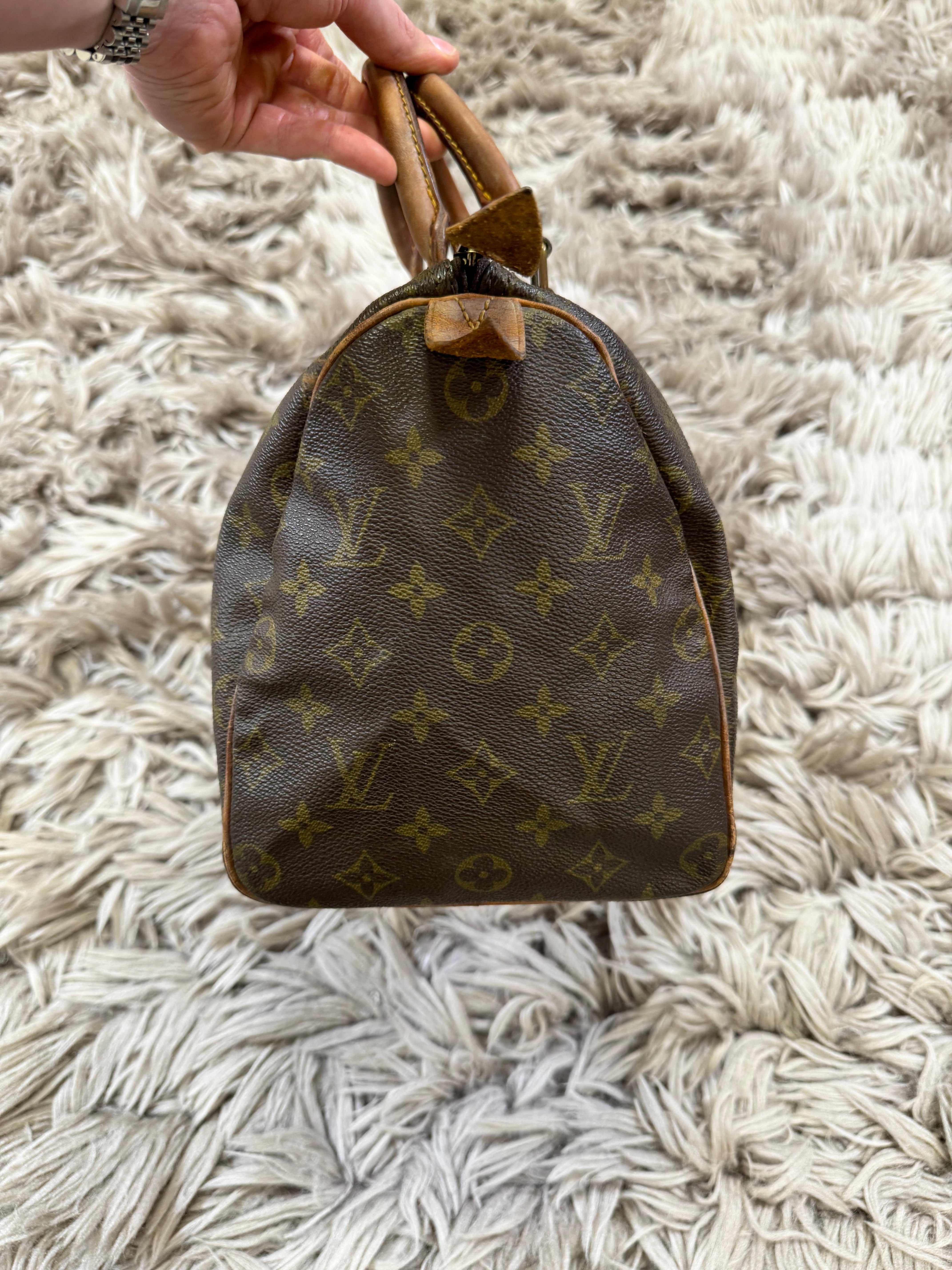 Louis Vuitton speedy 30