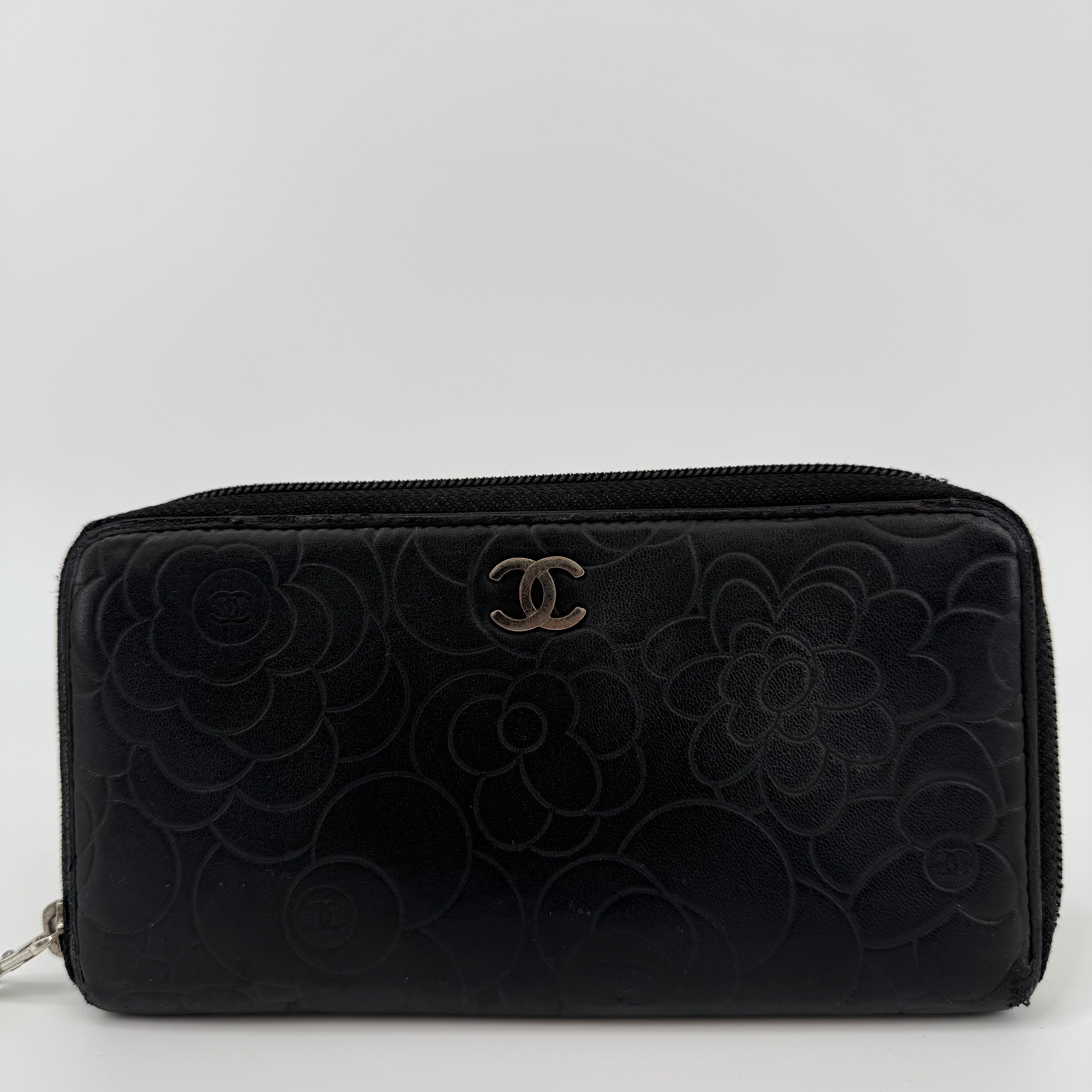 CHANEL Black Caméila Zip Long Wallet
