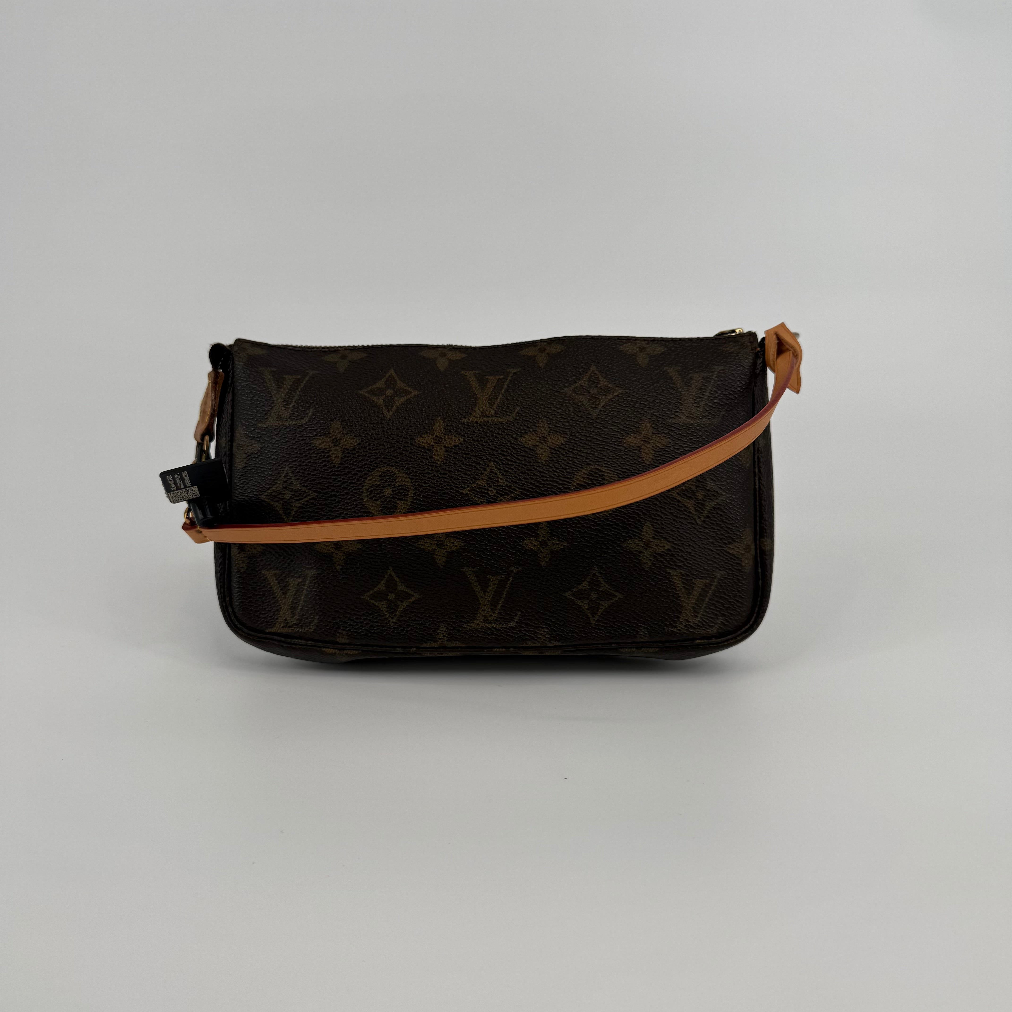 Louis Vuitton Monogram Pochette 20