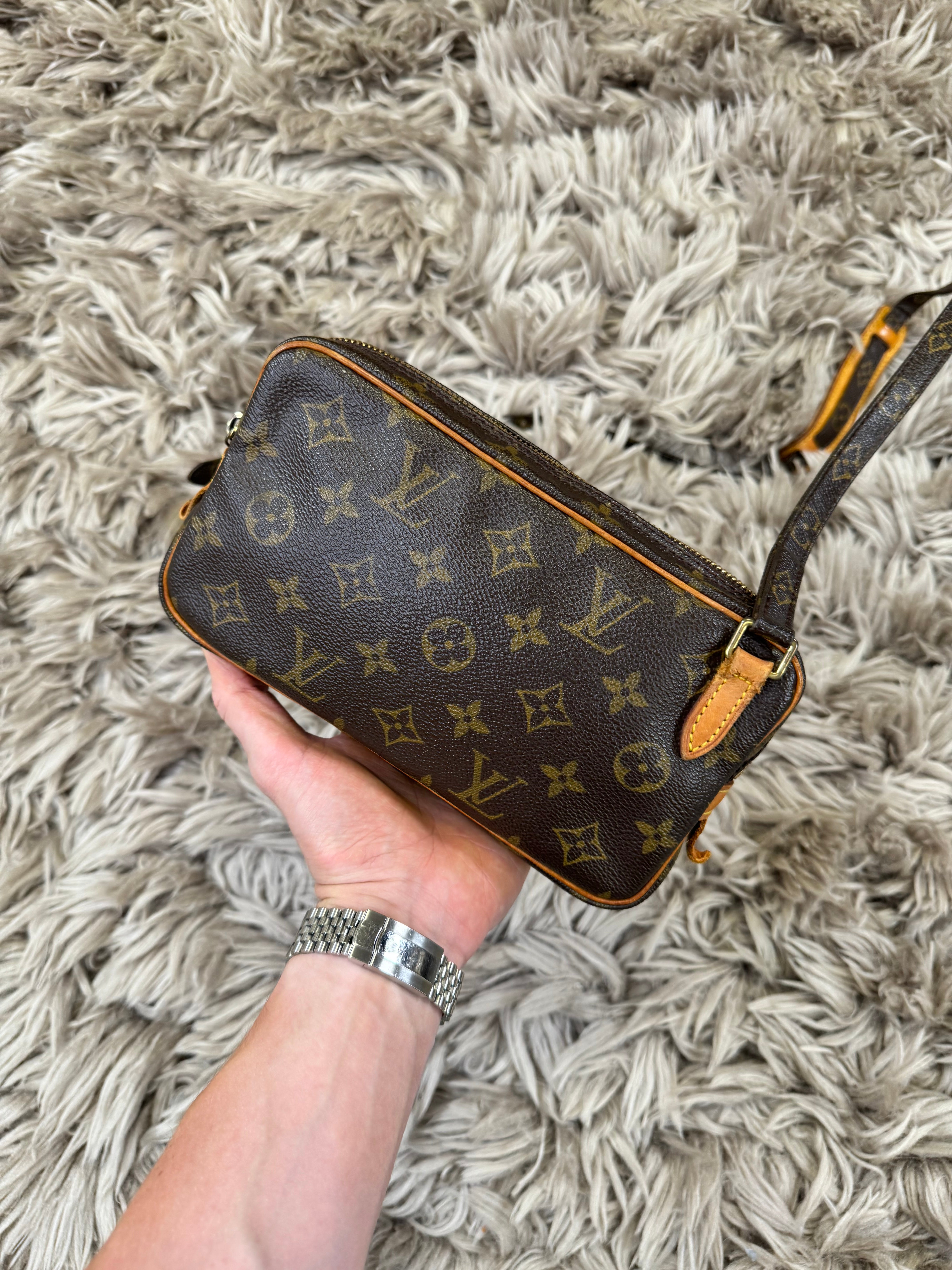 Louis Vuitton cross body side bag