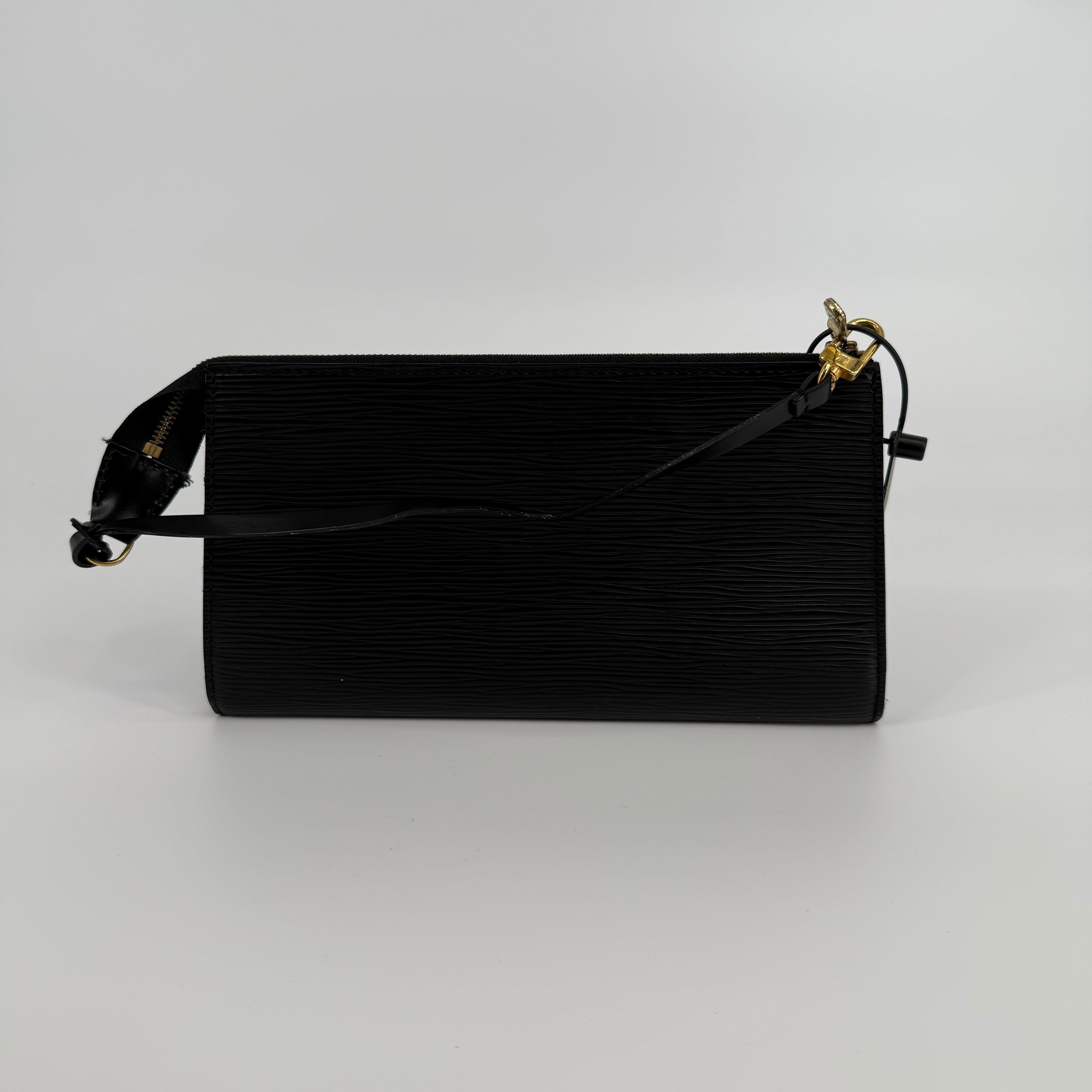 Louis Vuitton Epi Black Pochette