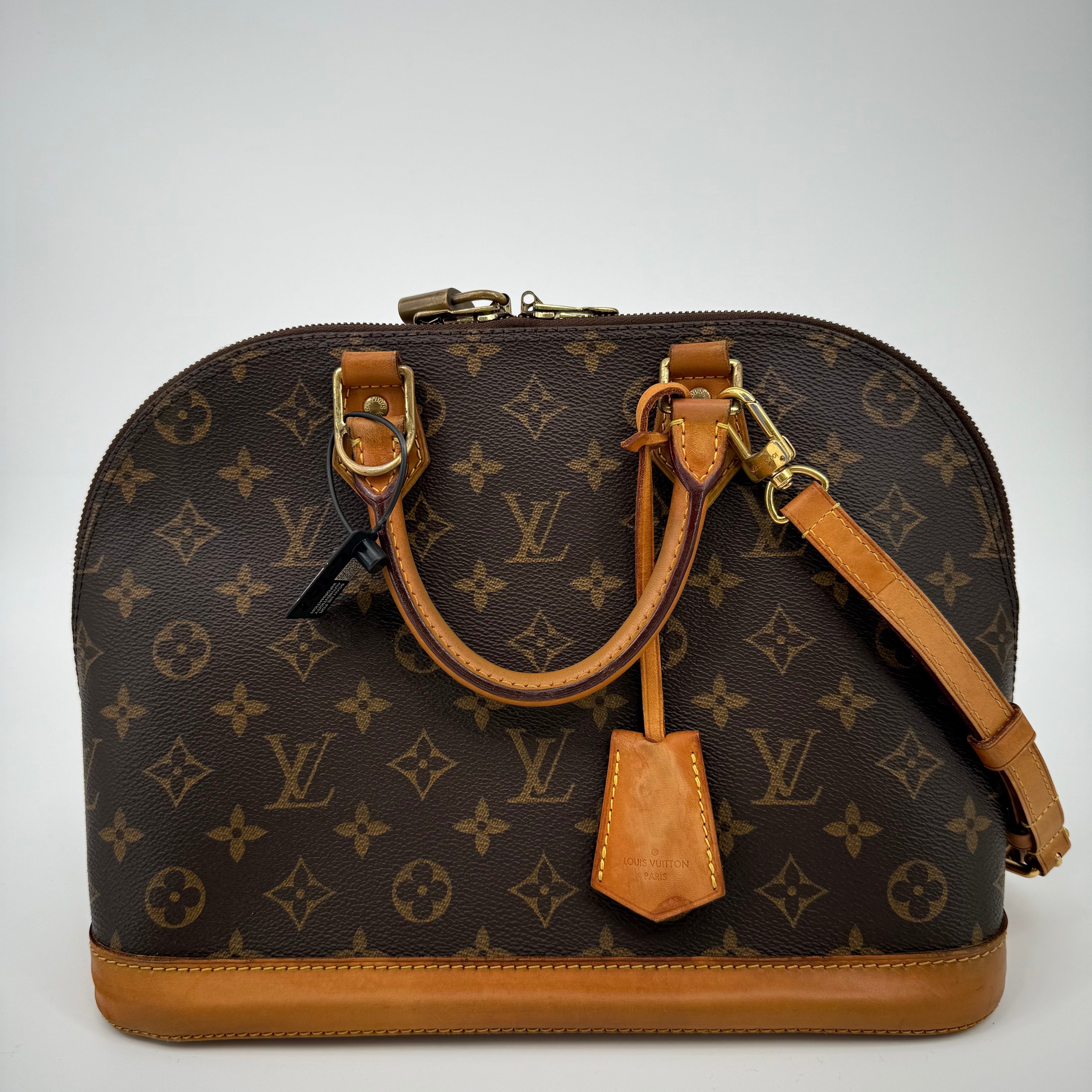 Louis Vuitton Monogram Alma PM Handbag With Strap
