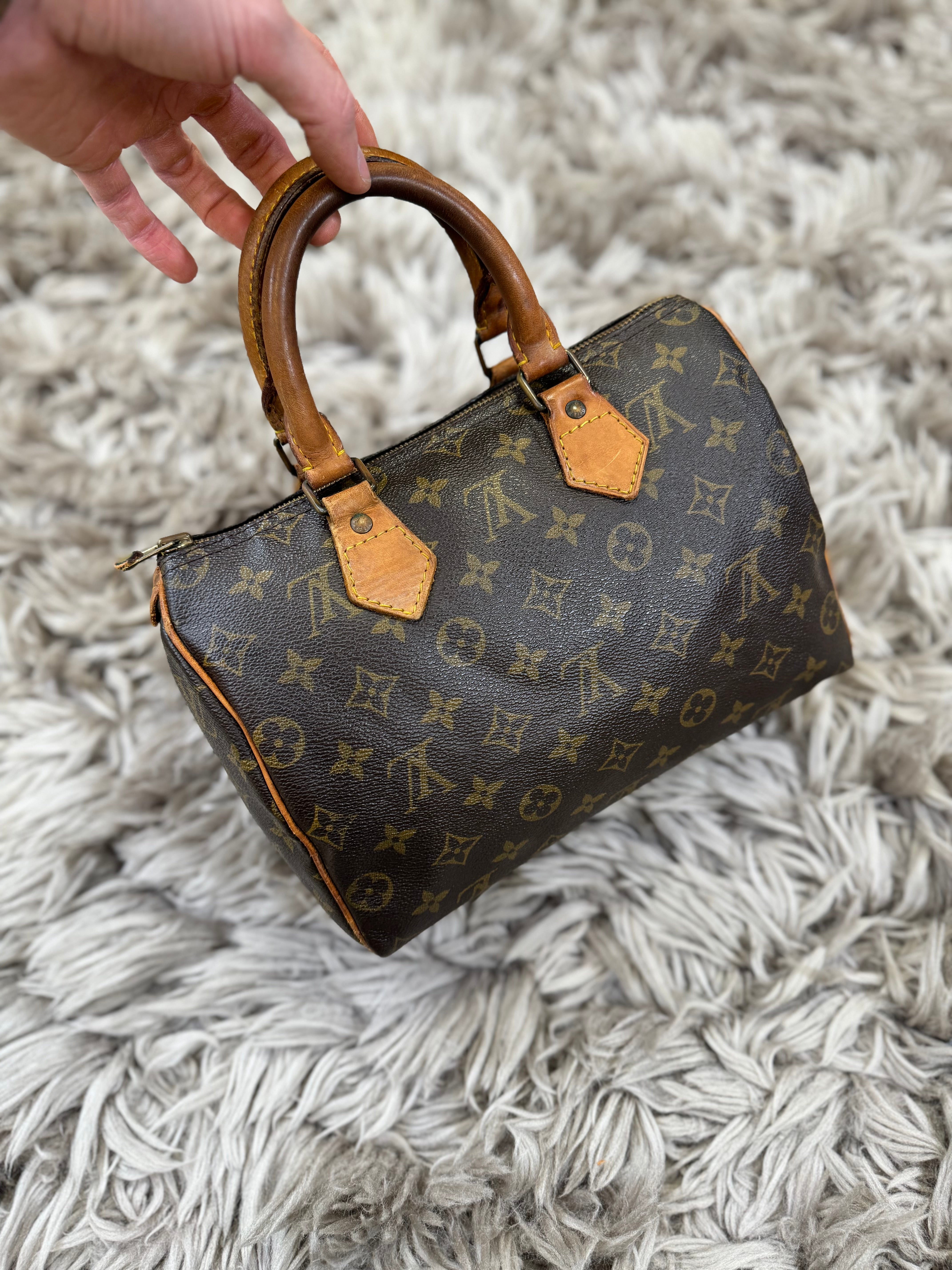 Louis Vuitton speedy 25