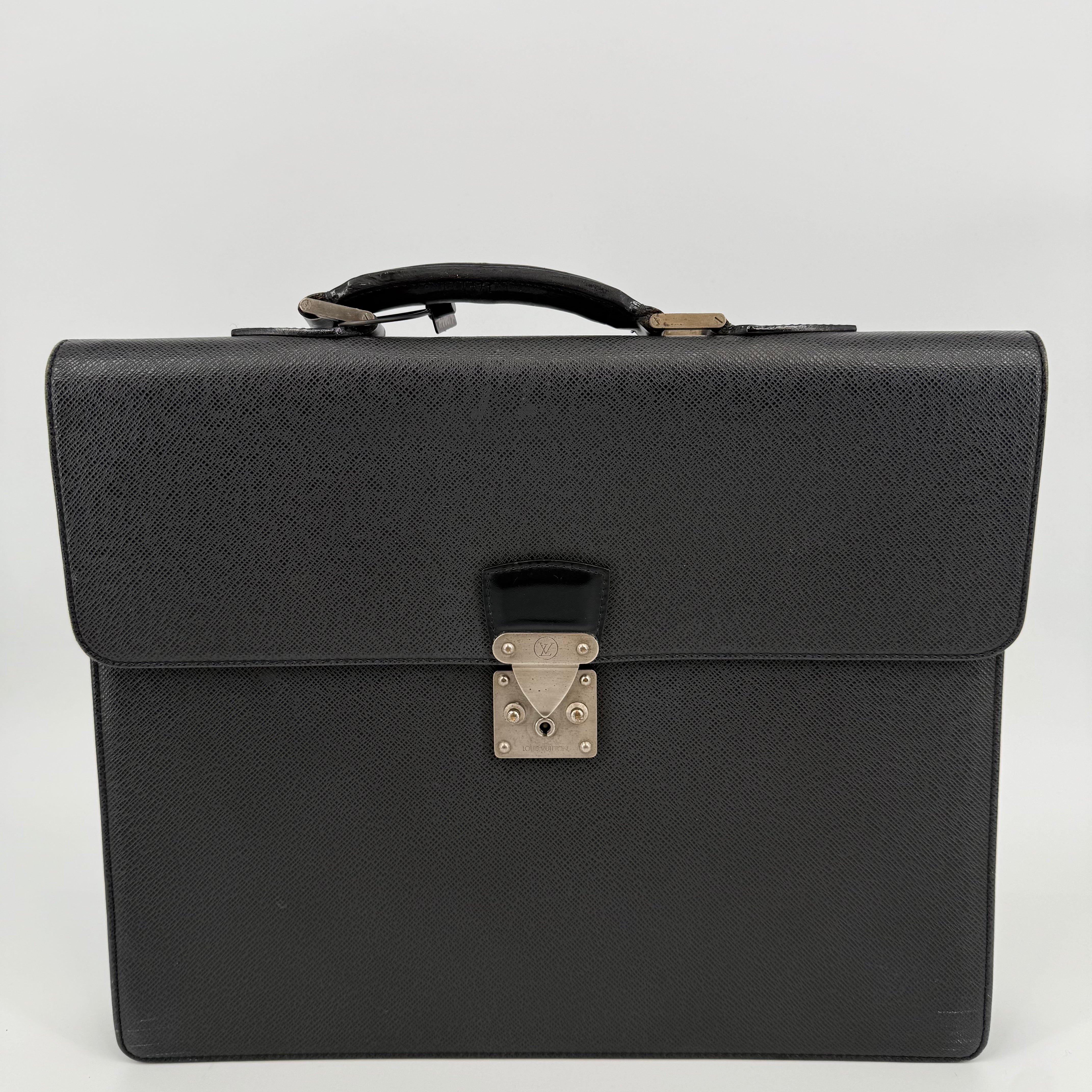 Louis Vuitton Epi Black Briefcase 40