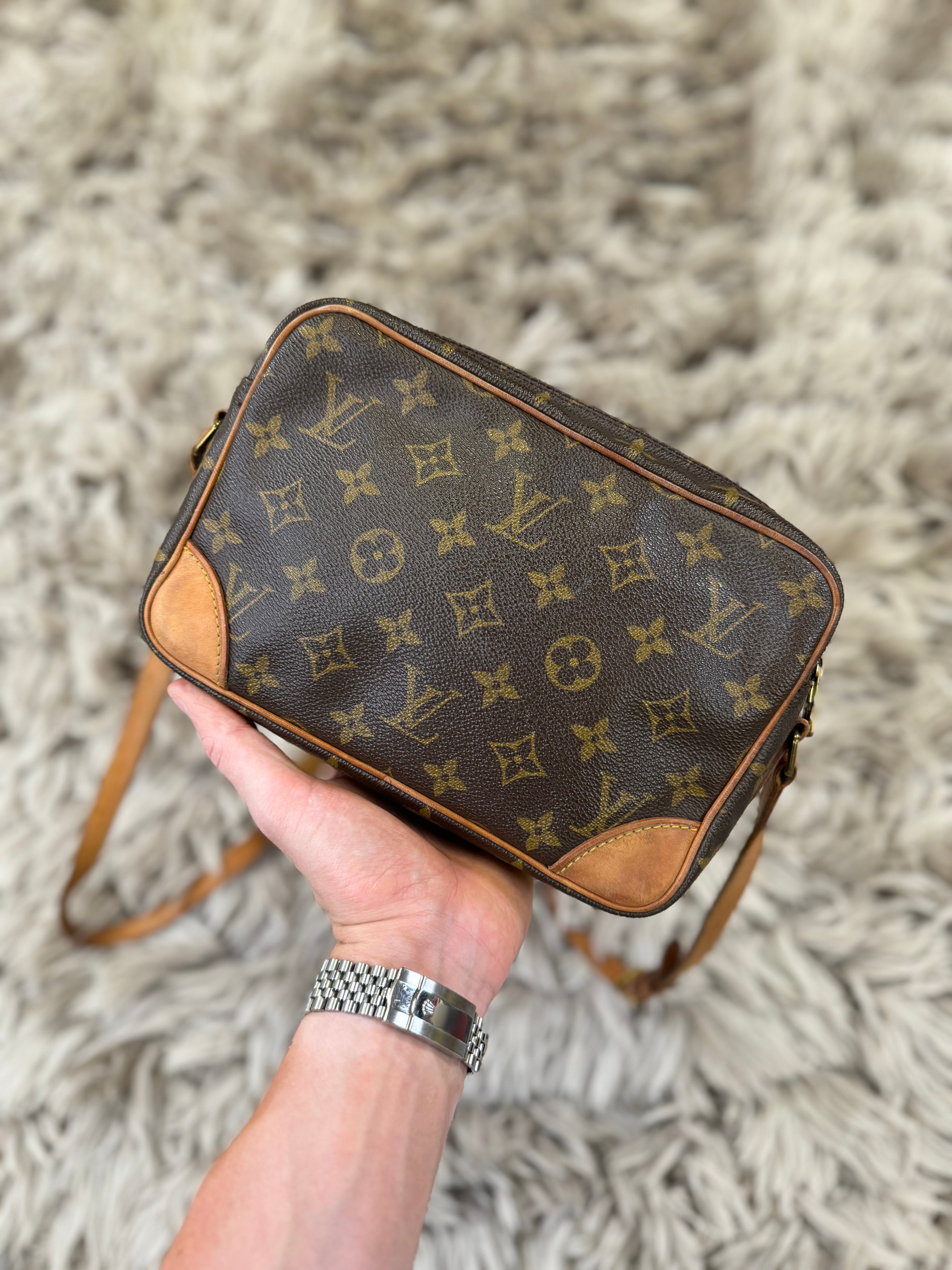 Louis Vuitton cross body bag