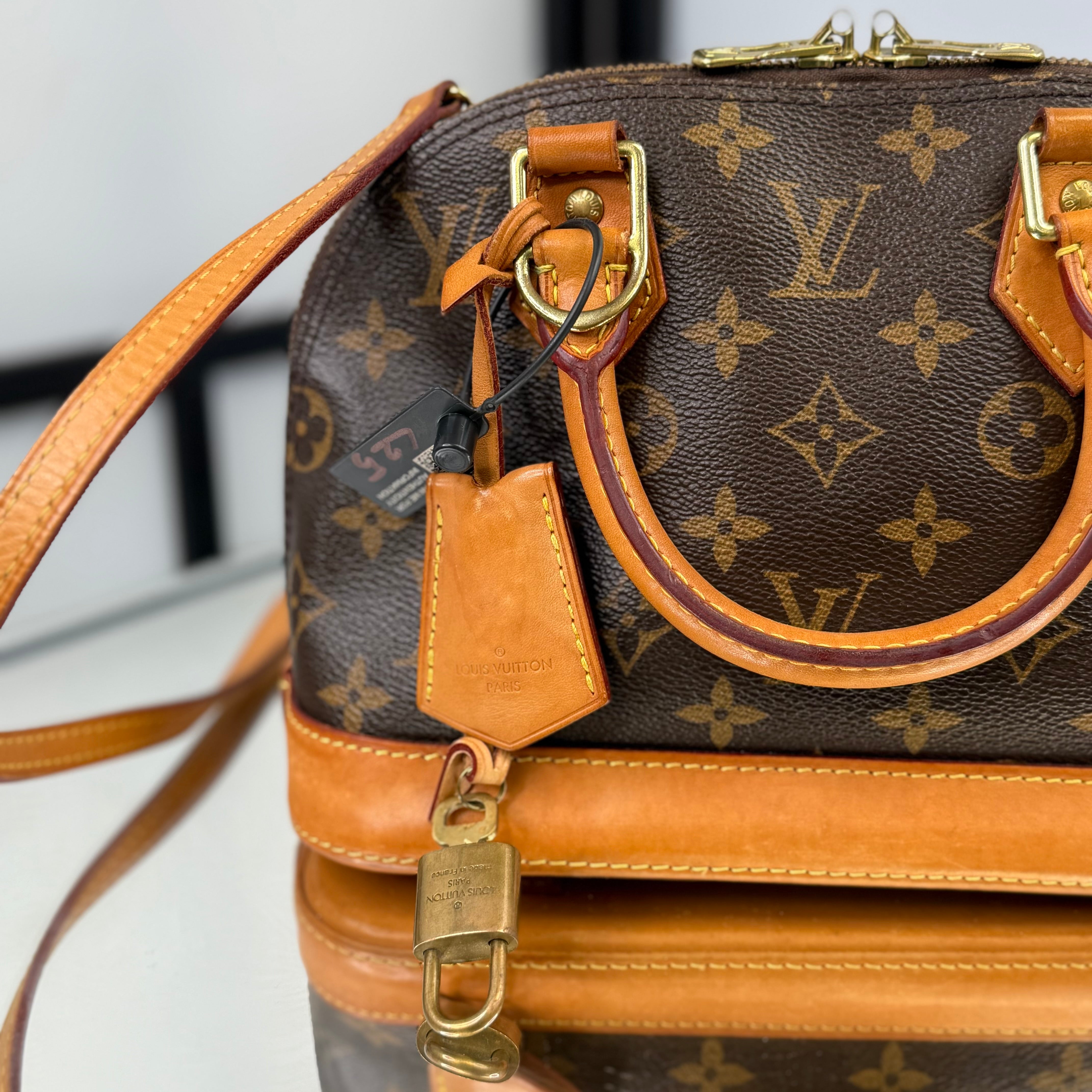 Louis Vuitton Monogram Alma BB