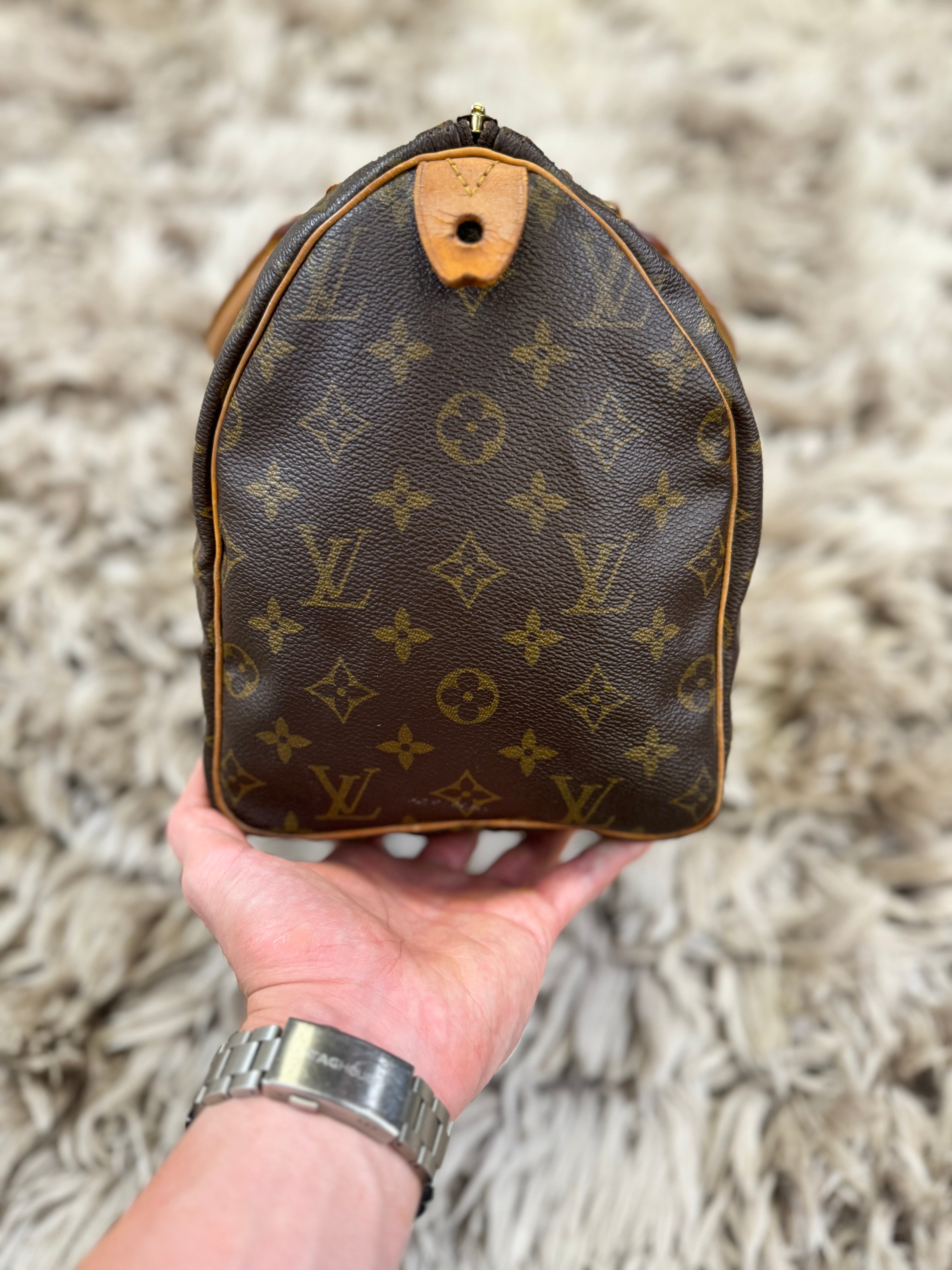 Louis Vuitton speedy 30