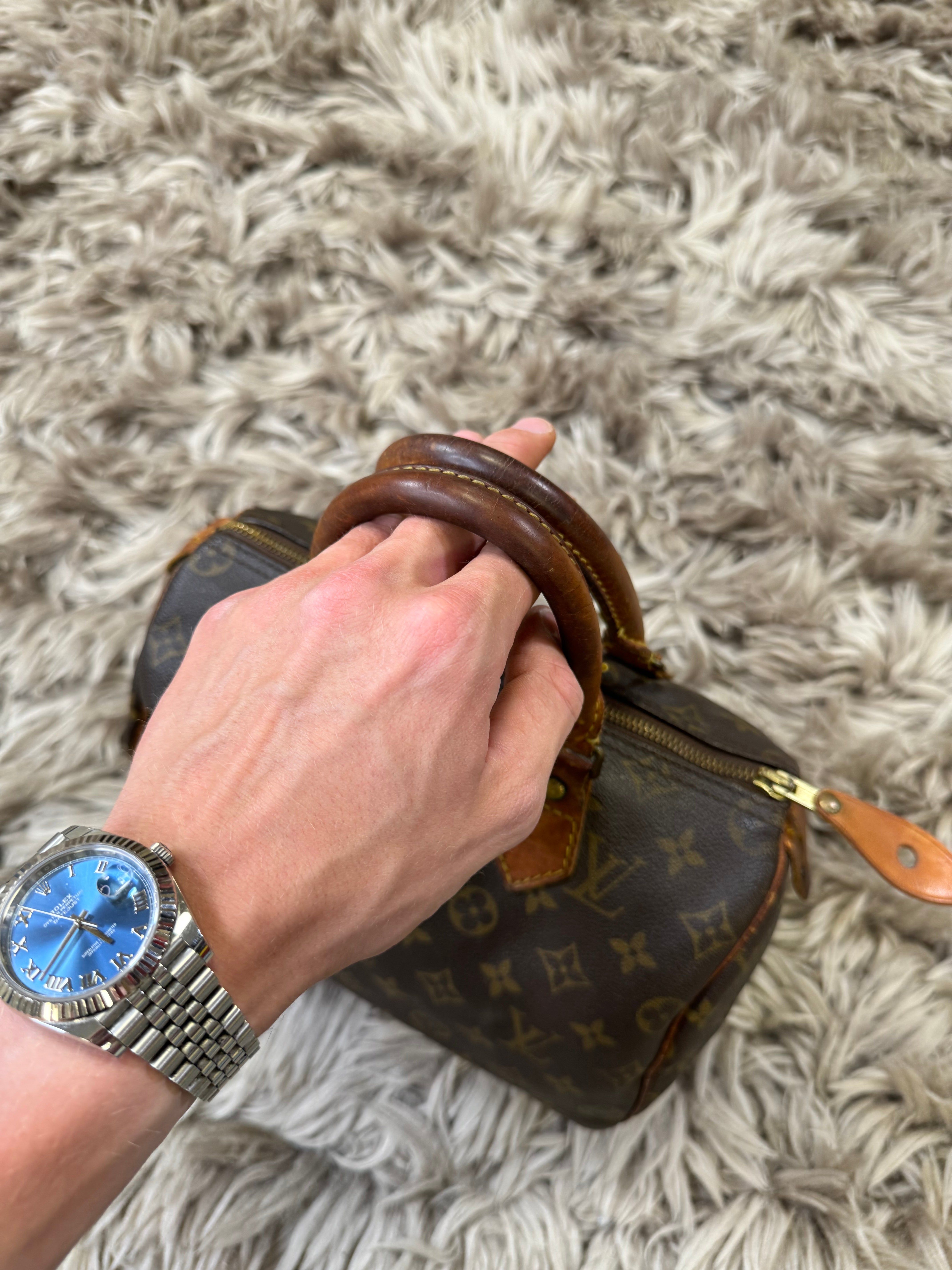 Louis Vuitton speedy 25