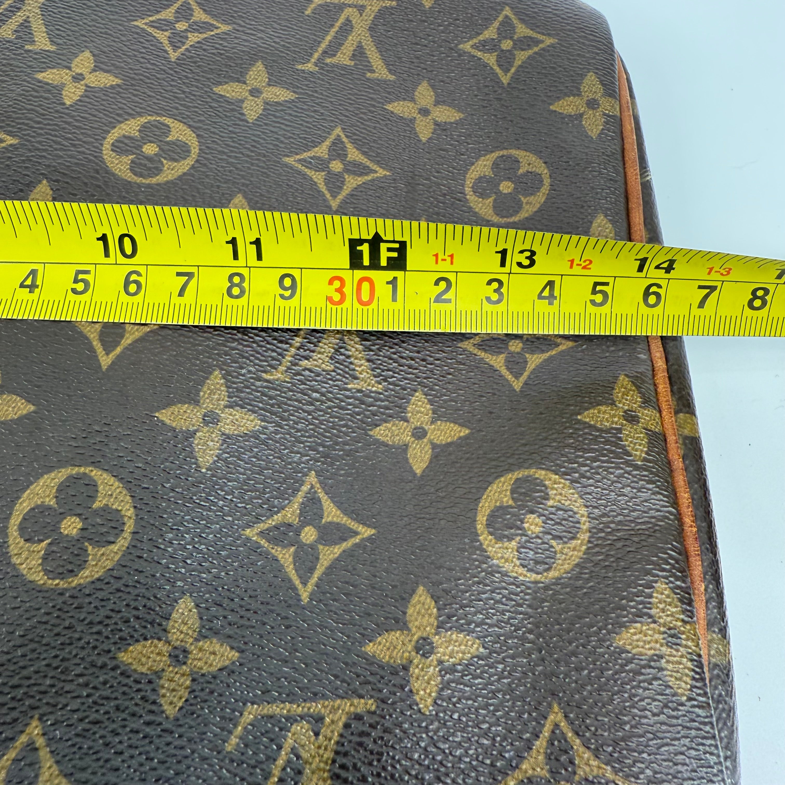 Louis Vuitton Monogram Speedy 35