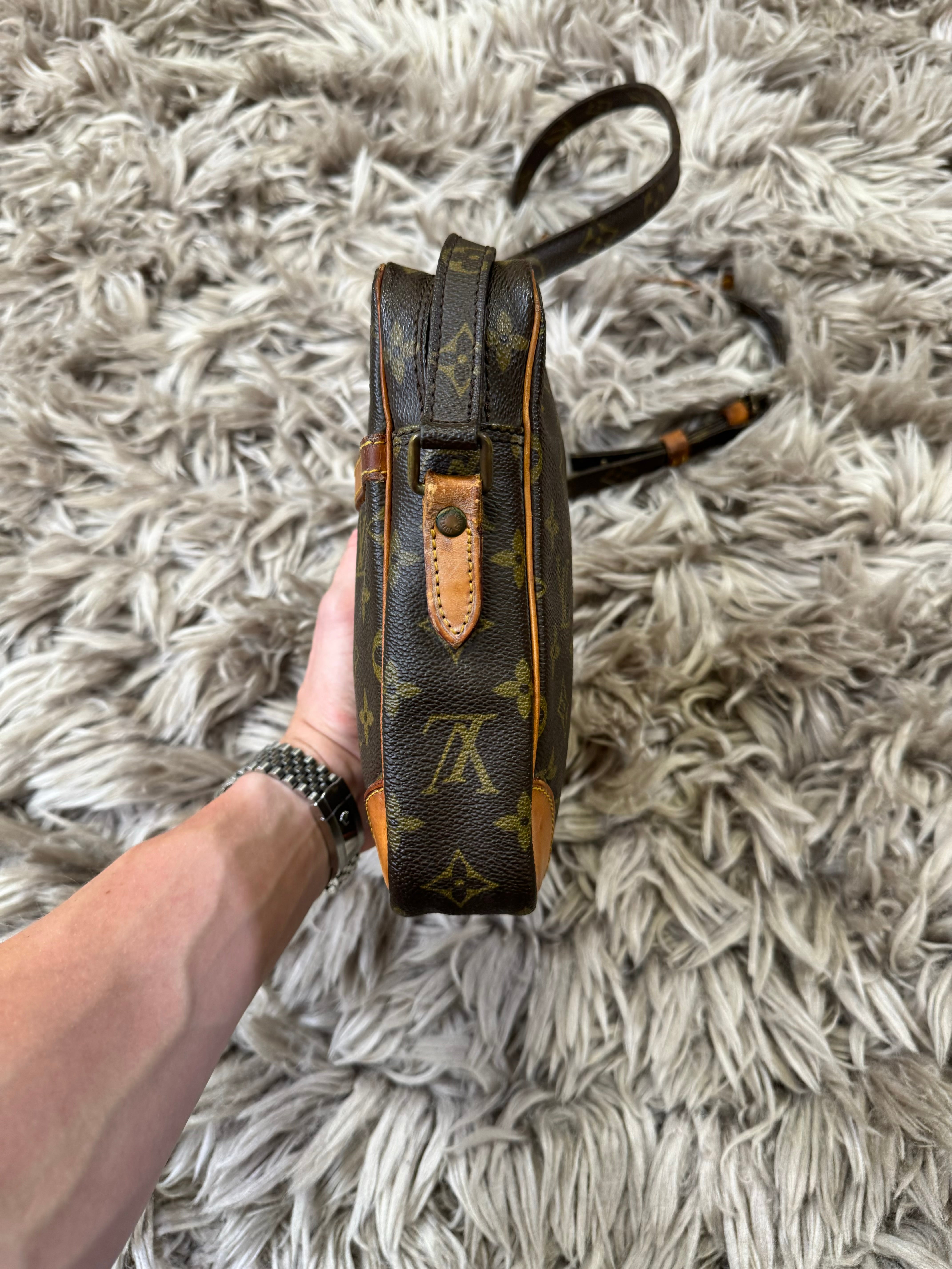 Louis Vuitton cross body bag