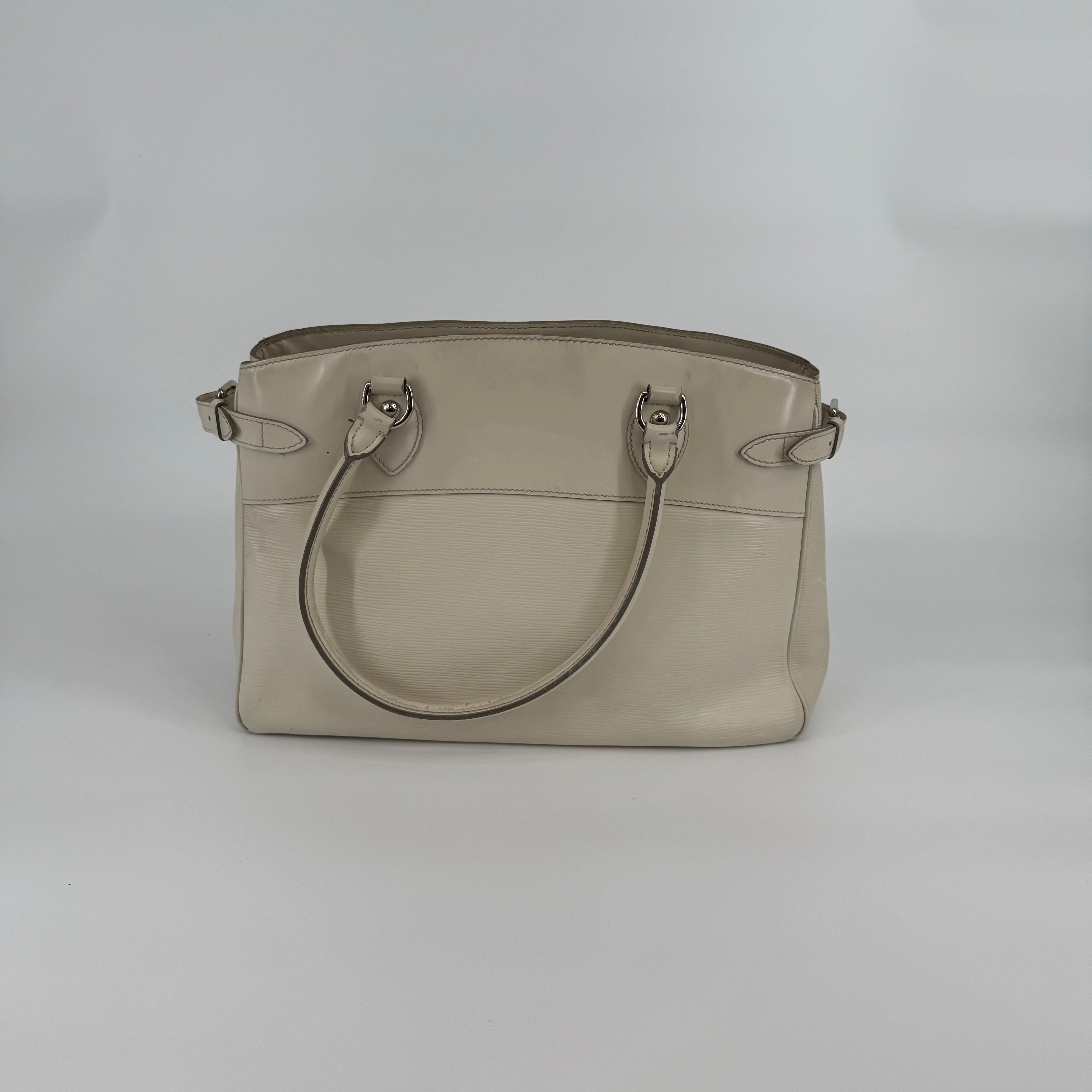 Louis Vuitton Epi White Passy GM Handbag