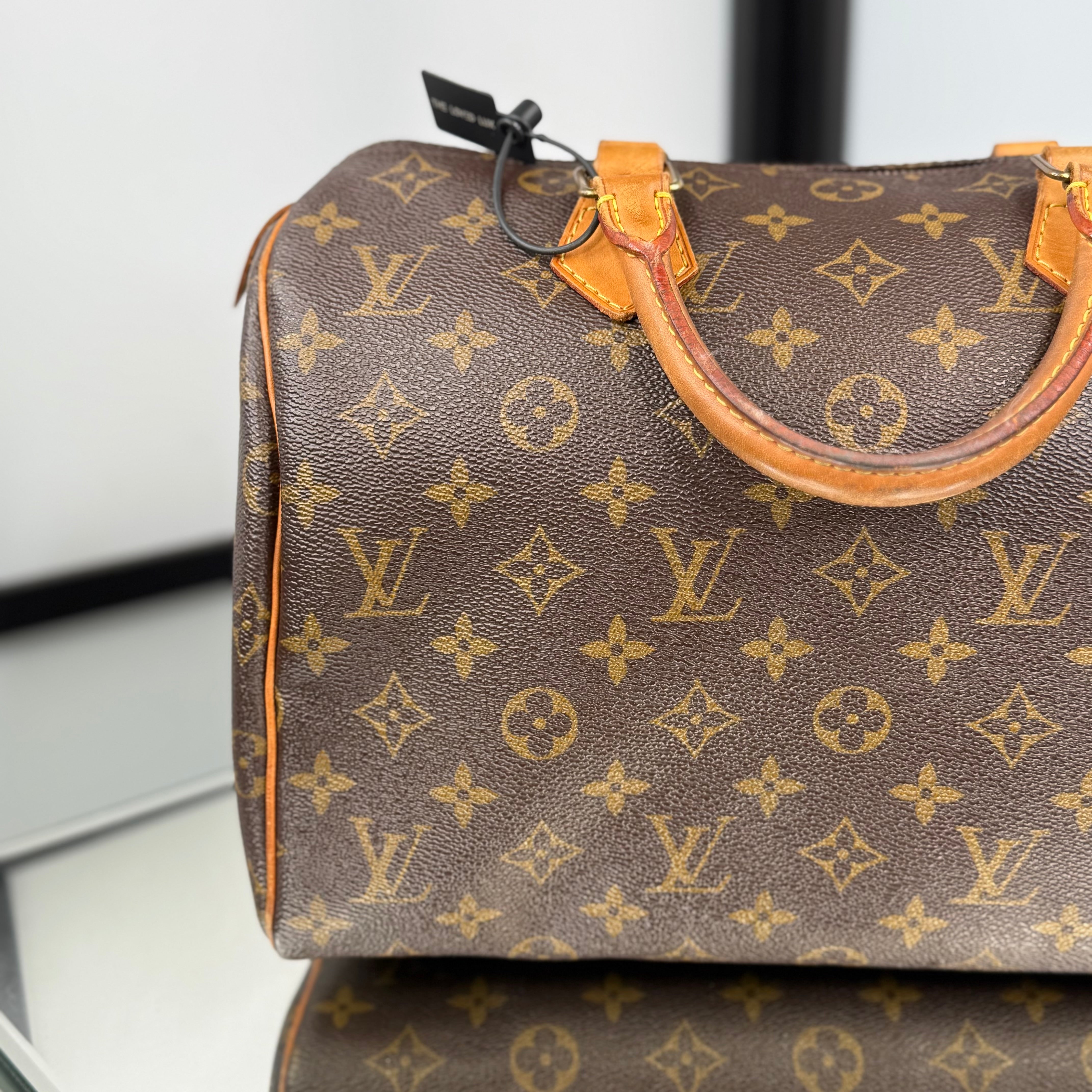 Louis Vuitton Monogram Speedy 30
