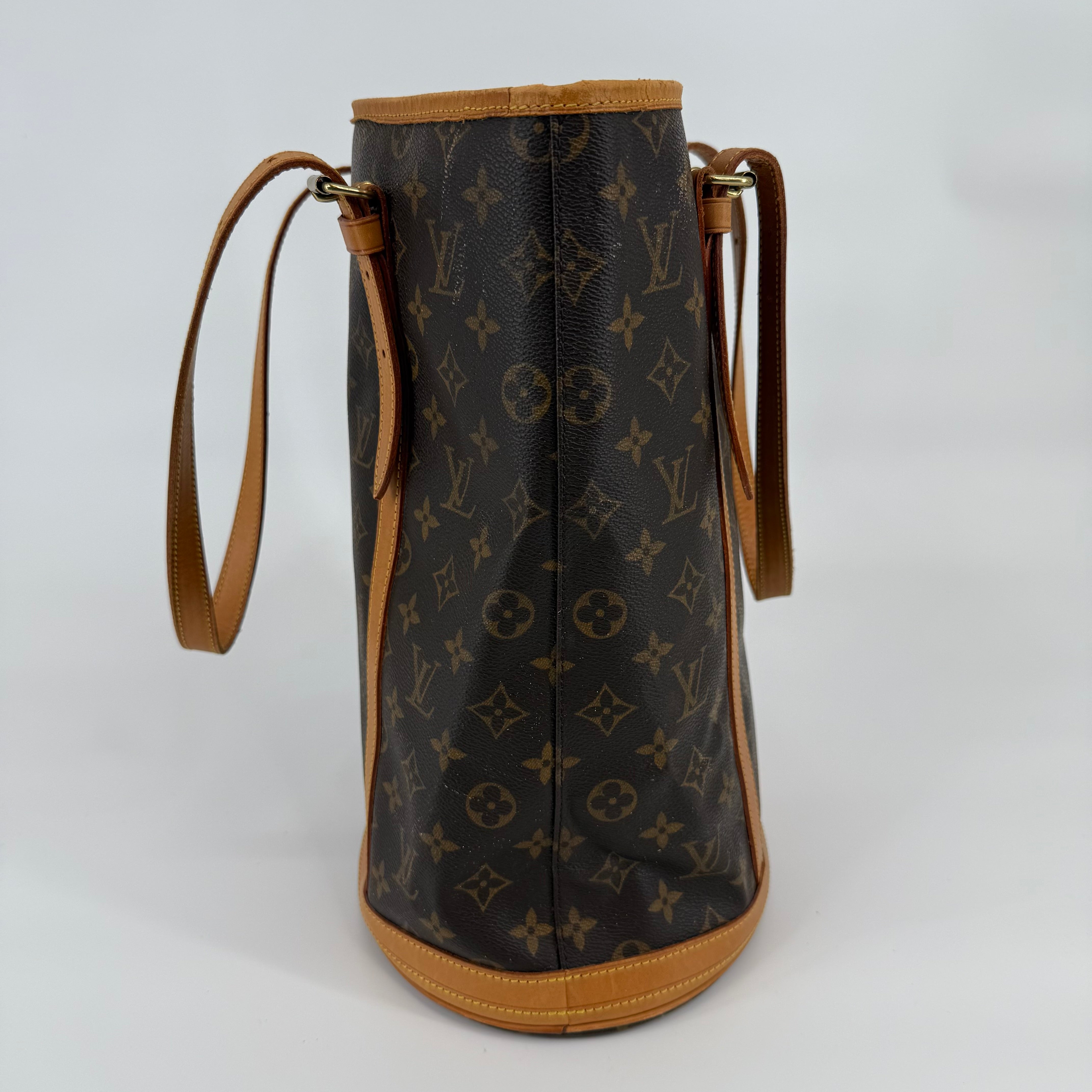 Louis Vuitton Monogram Bucket Bag GM