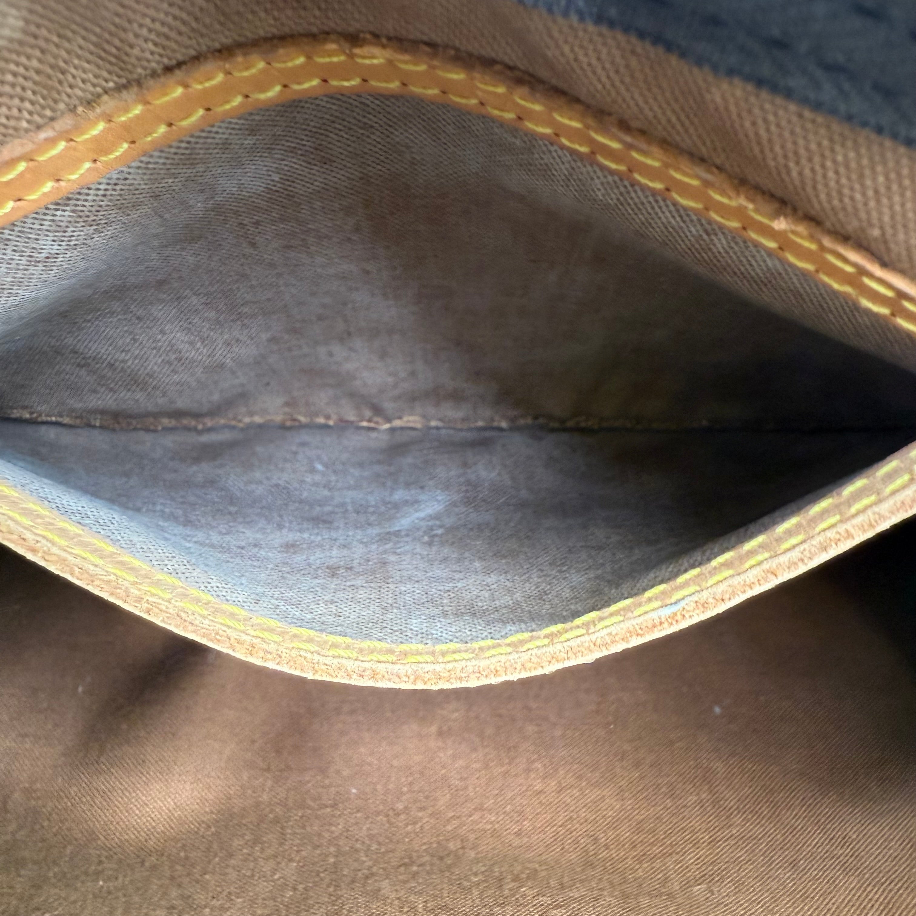 Louis Vuitton Monogram Speedy 30