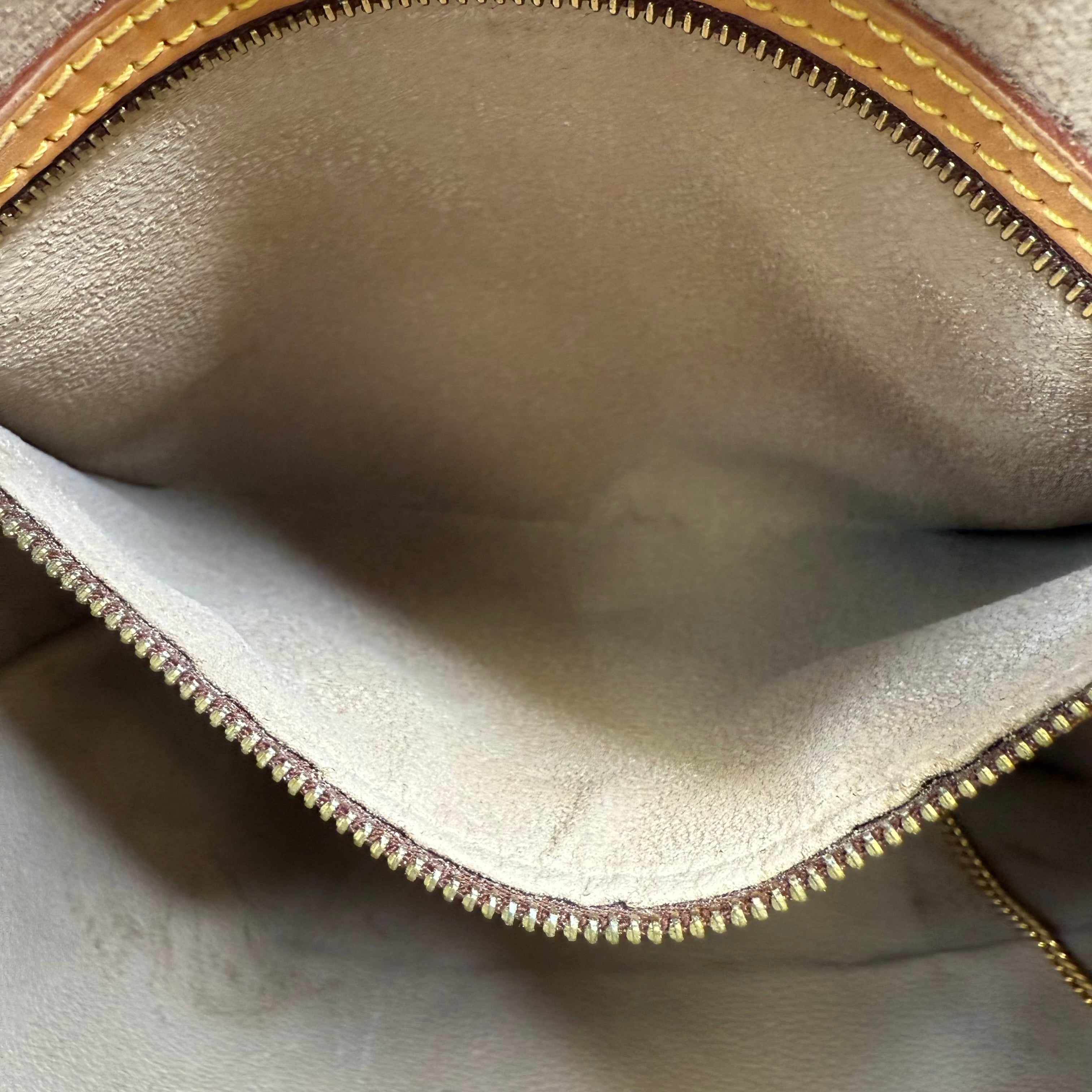 Louis Vuitton Monogram Bucket Bag GM